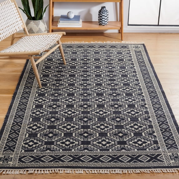 Safavieh Kilim Zavanna Tribal Wool Area Rug, Black/Ivory, 5' x 8'