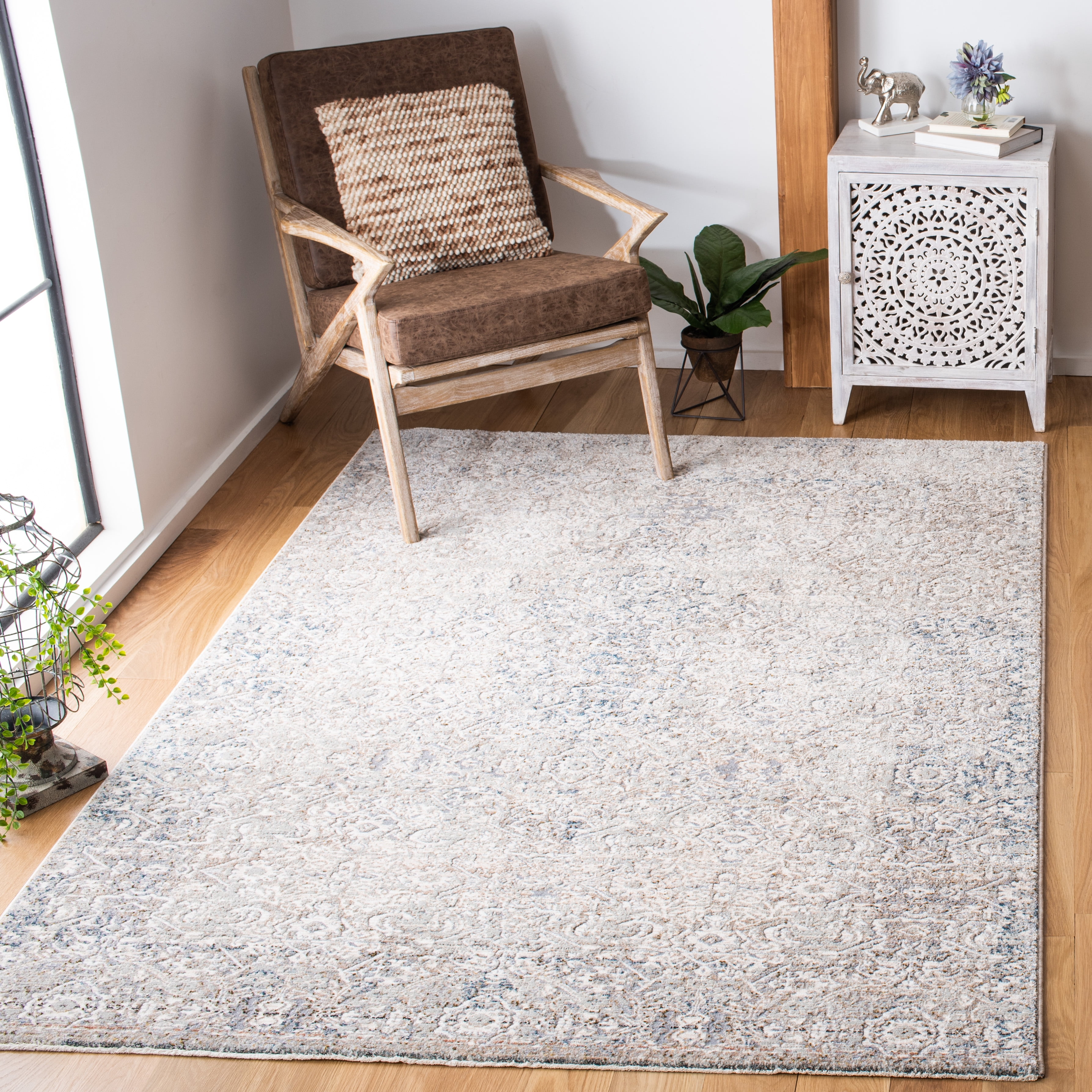 Safavieh Limitee Victor Oriental Area Rug, Beige, 5'1" x 7'6"