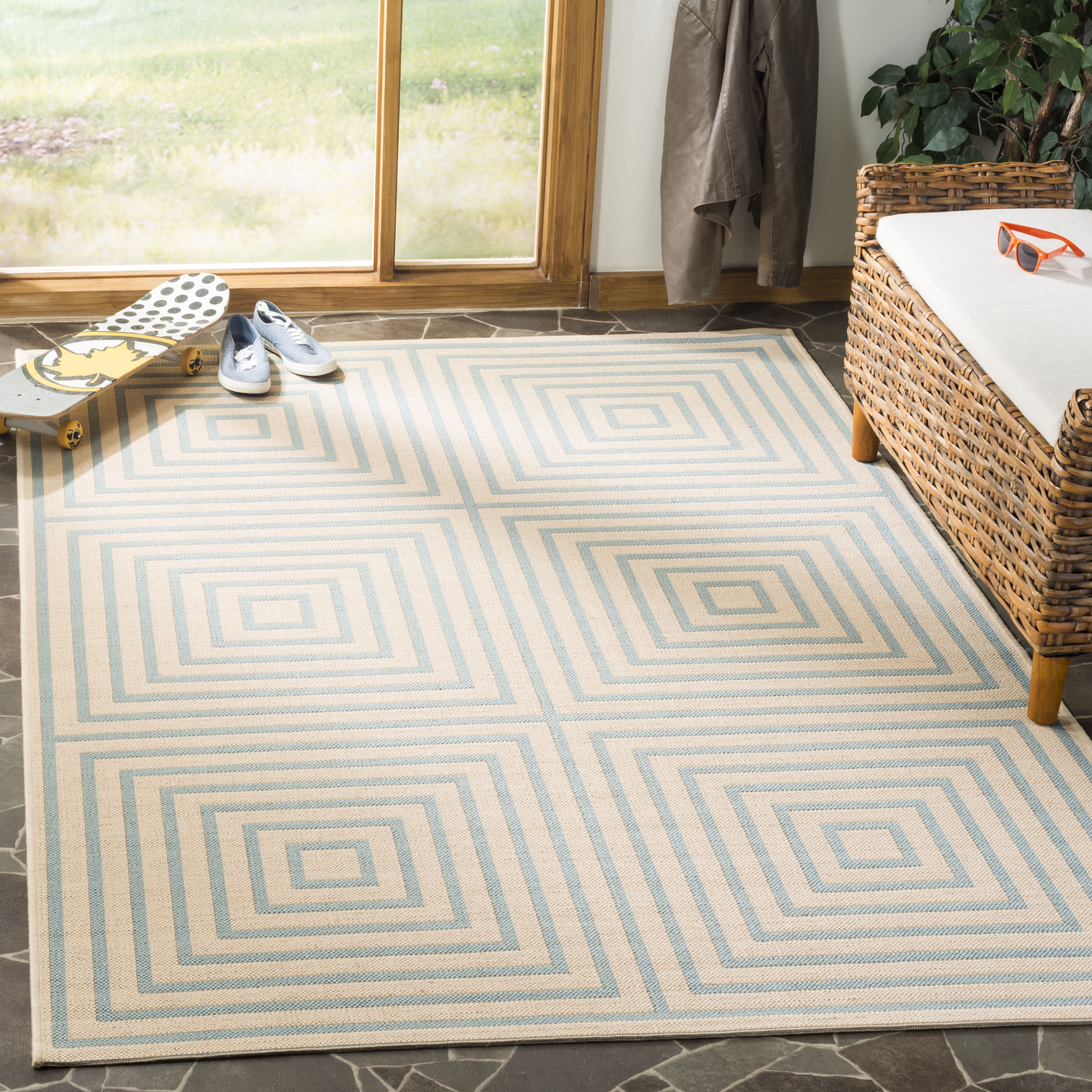 Safavieh Linden Amelia Geometric Indoor/Outdoor Area Rug, Cream/Aqua, 9' x 12'