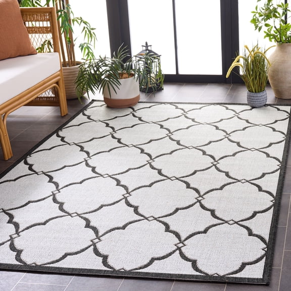 Safavieh Linden Ognena Geometric Indoor/Outdoor Area Rug, Light Gray/Charcoal, 5'3" x 7'6"