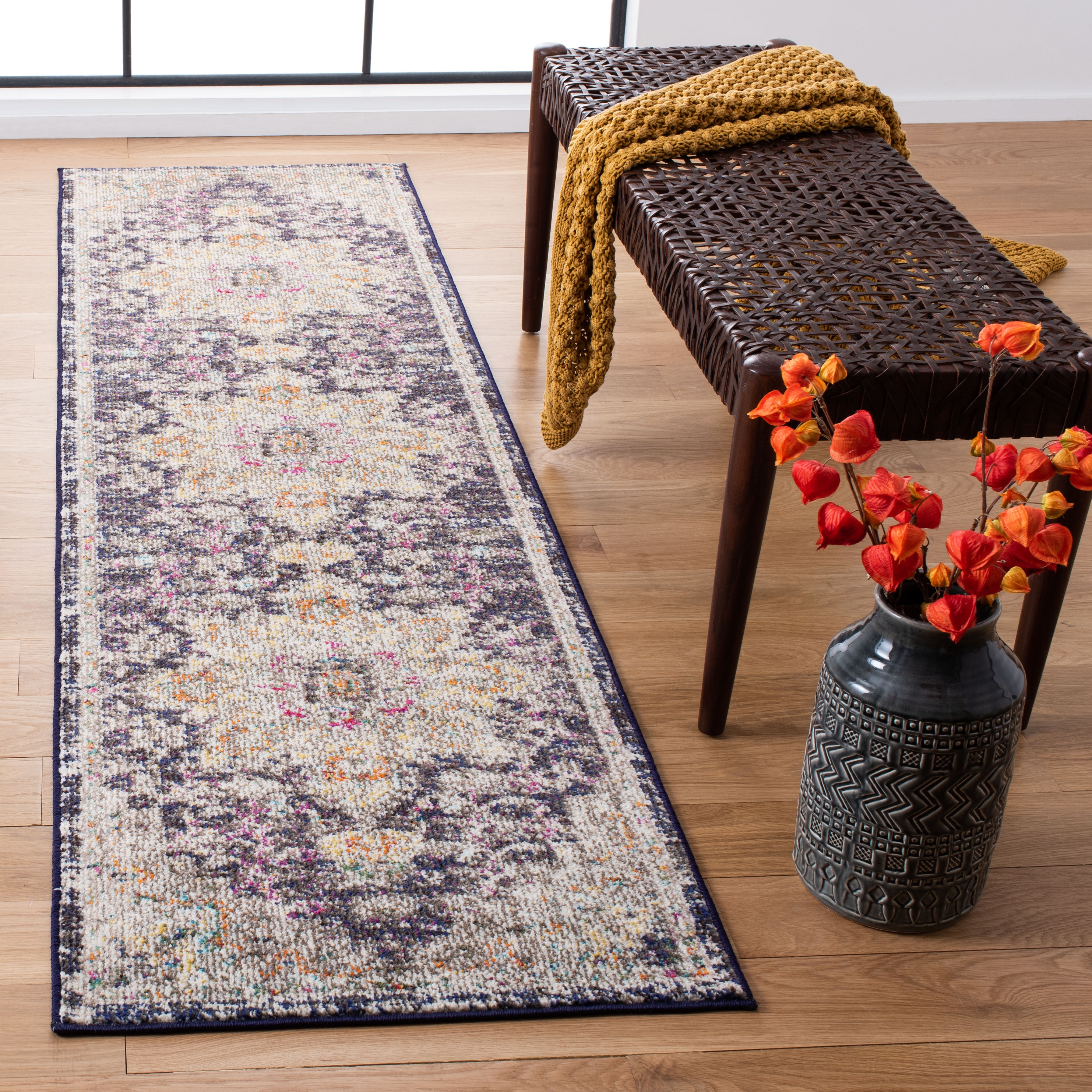 SAFAVIEH Madison Dalia Oriental Runner Rug, Black/Gold, 2'2" x 16'