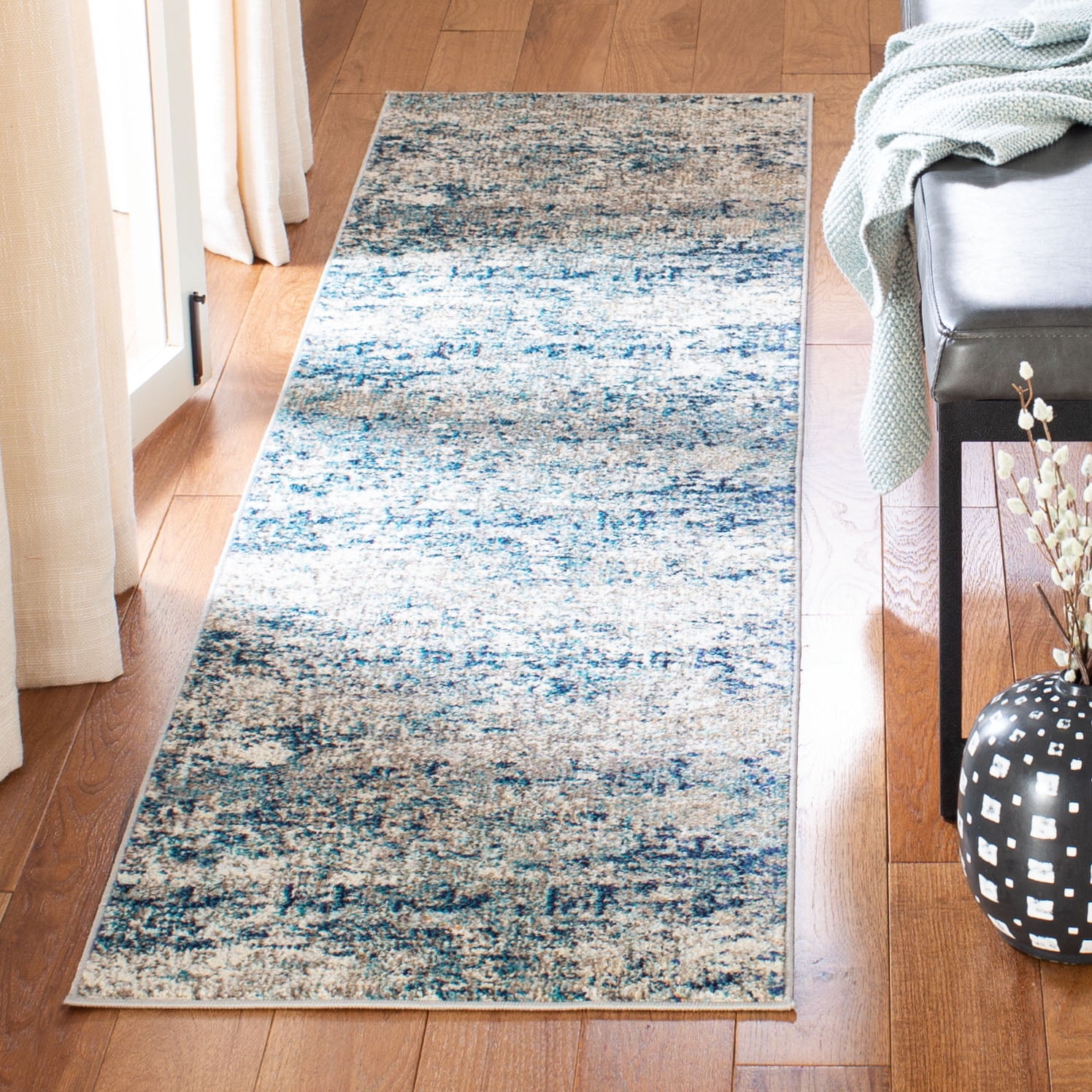 SAFAVIEH Madison Kebo Abstract Runner Rug, Grey/Blue, 2'2" x 16' - Modern Design, Grey & Blue, Ideal for Living Room, Bedroom, Dining Space, Entryway, Hallway, Kitchen