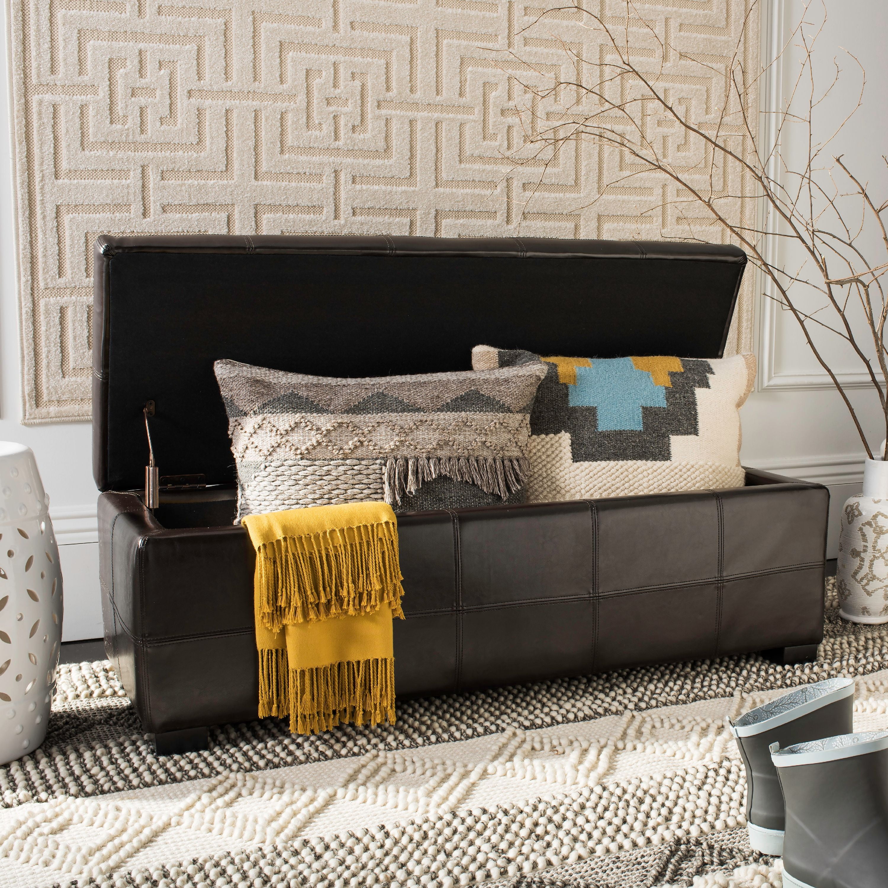 SAFAVIEH Madison Large Rustic Solid Upholstered Storage Bench, Brown