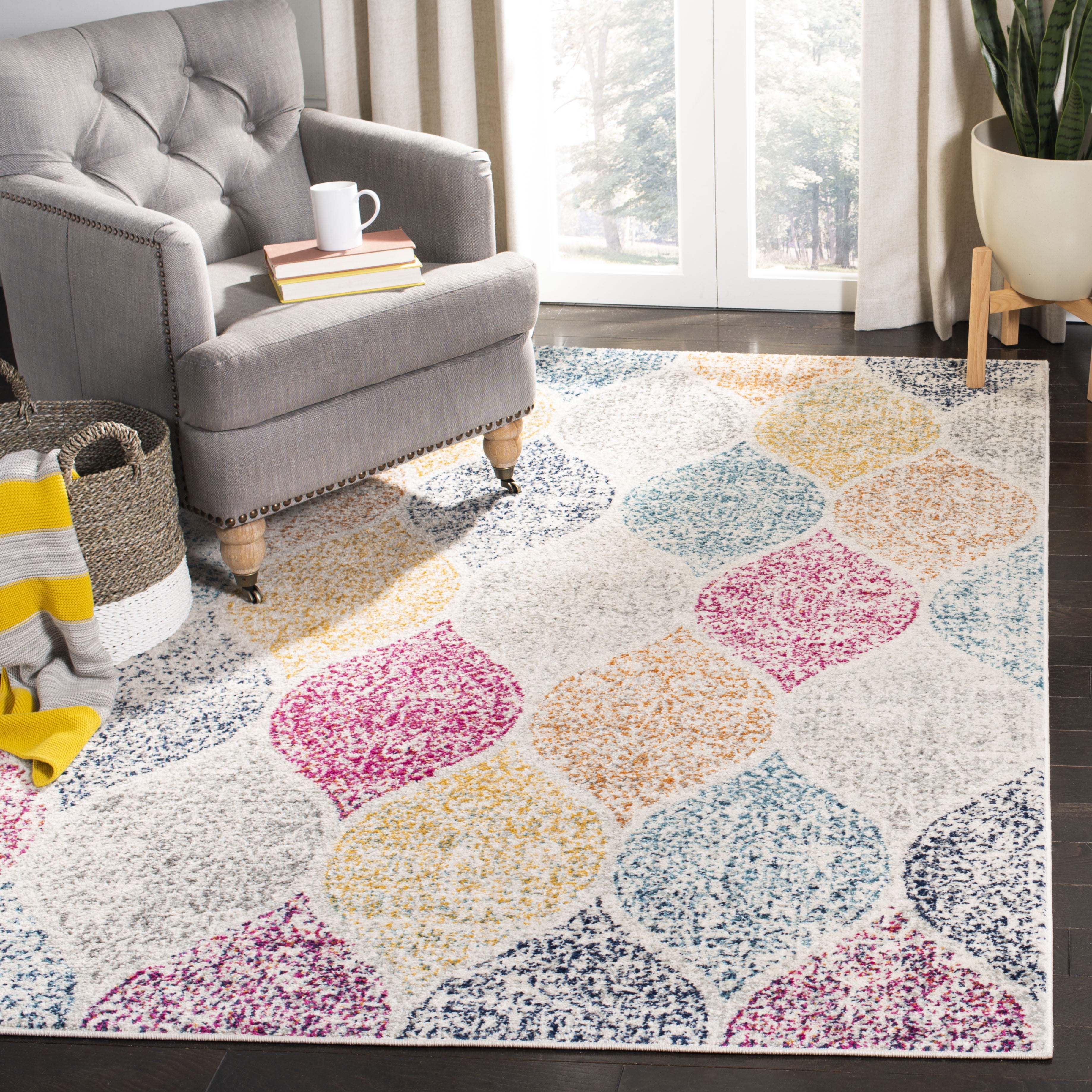 Multicolor Geometric Pattern Synthetic Round Rug
