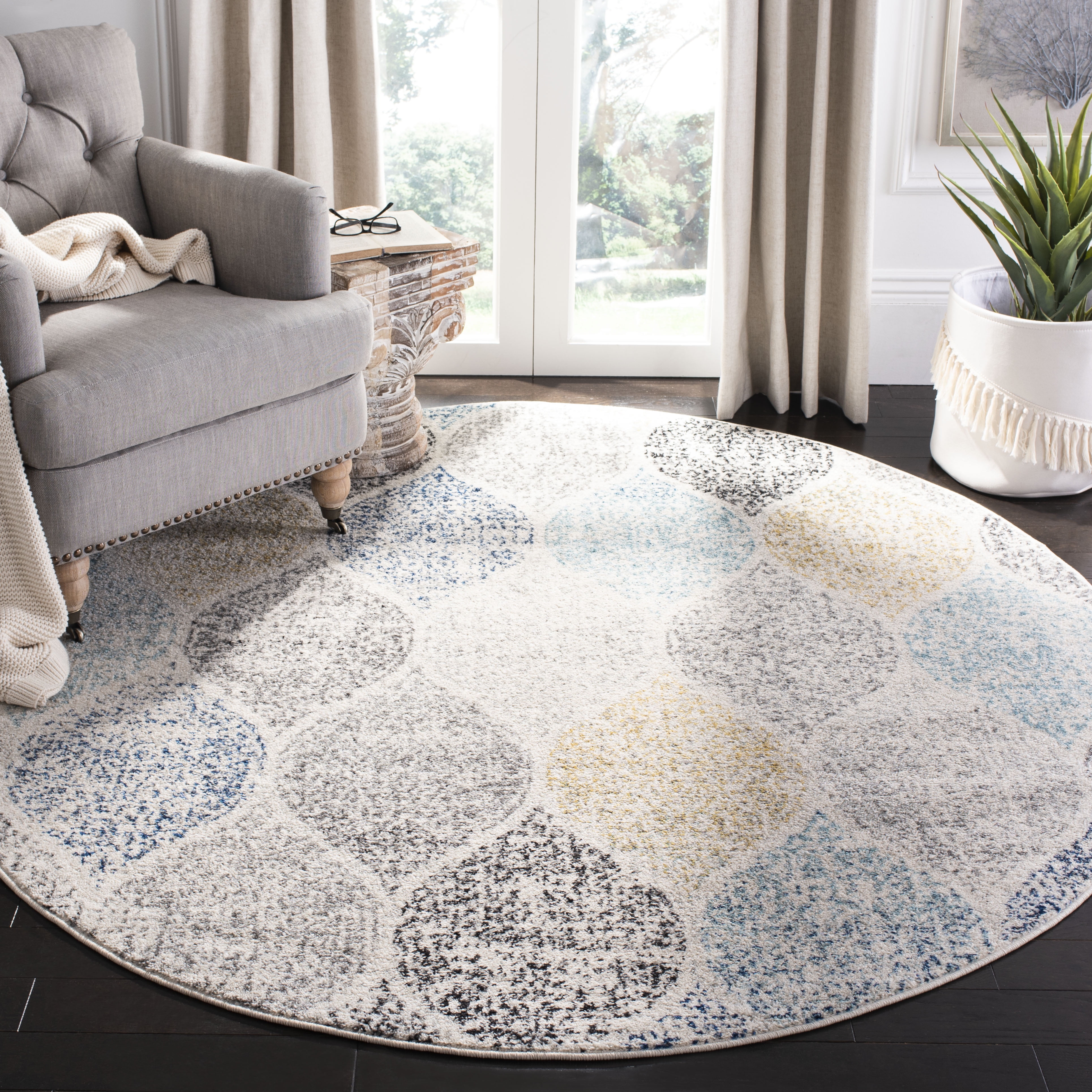 Safavieh Madison Leighton Geometric Area Rug, Ivory/Blue, 4' x 4' Round