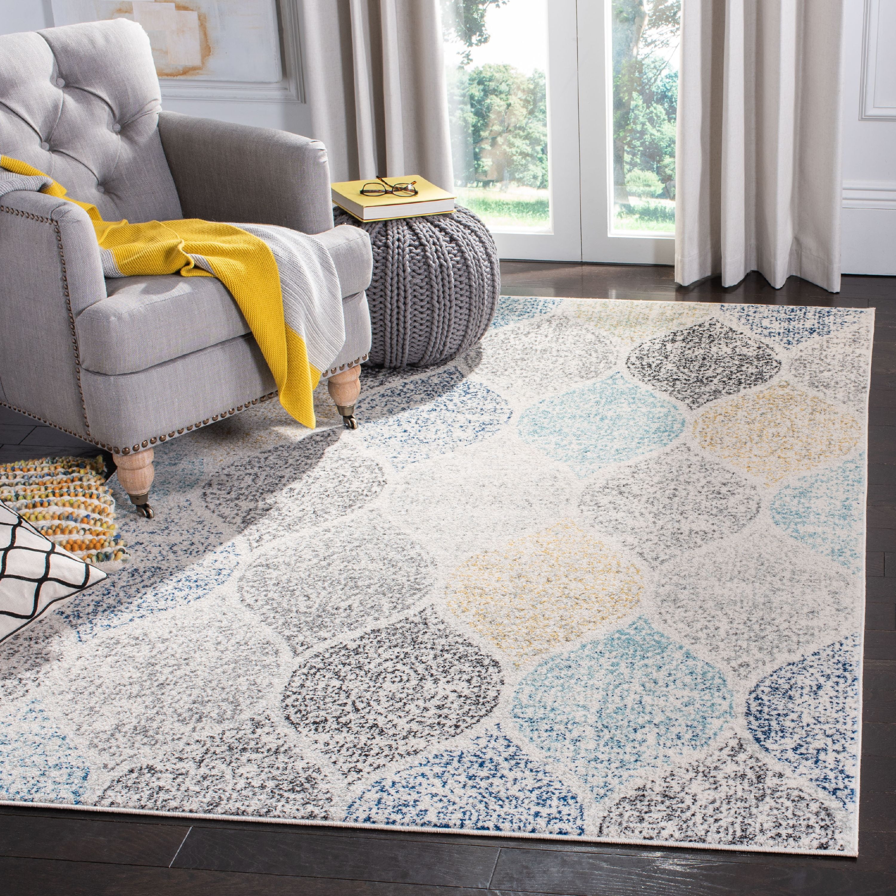Ivory and Blue Geometric Pattern Rectangular Synthetic Rug