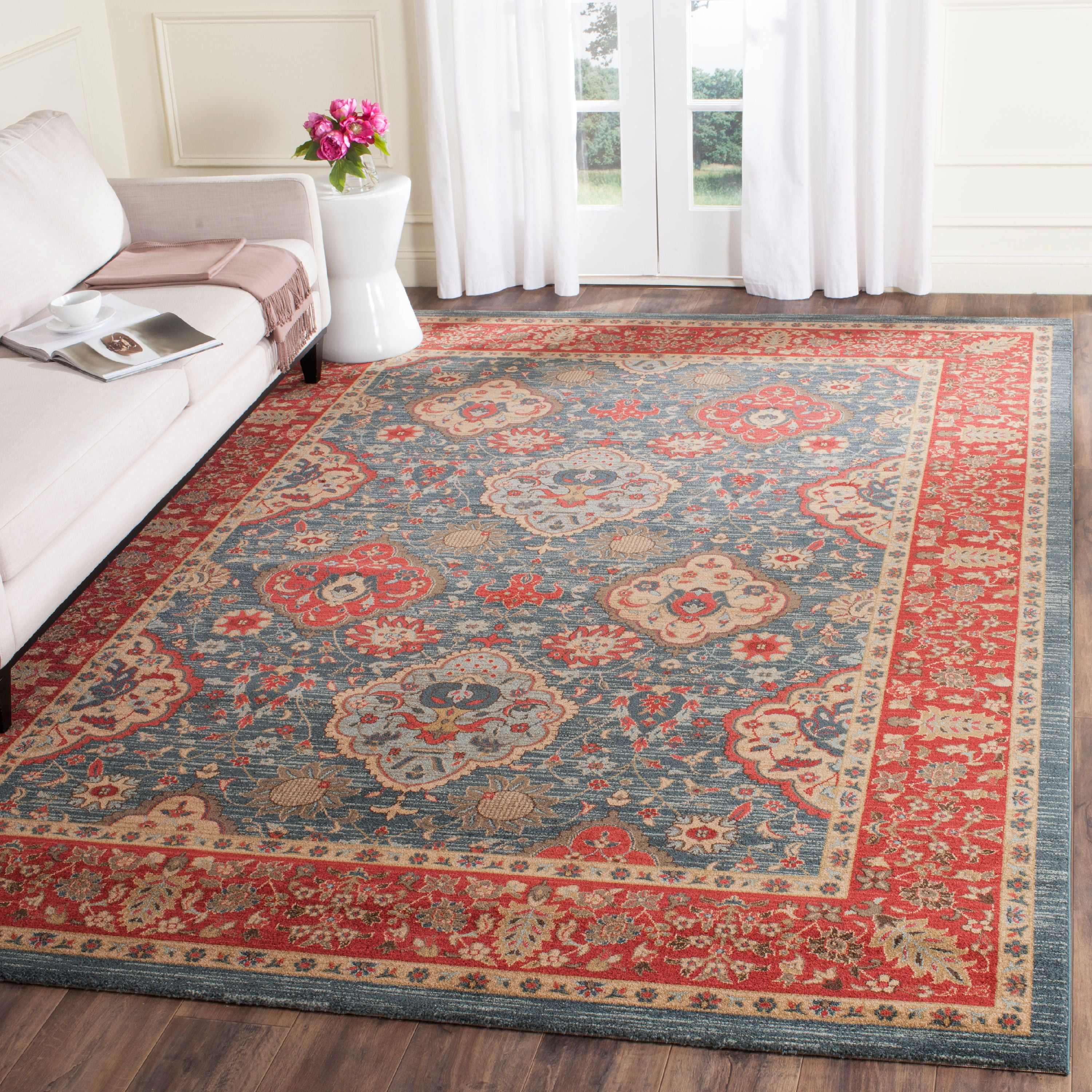 Safavieh Mahal Red and Navy Rectangular Synthetic Area Rug