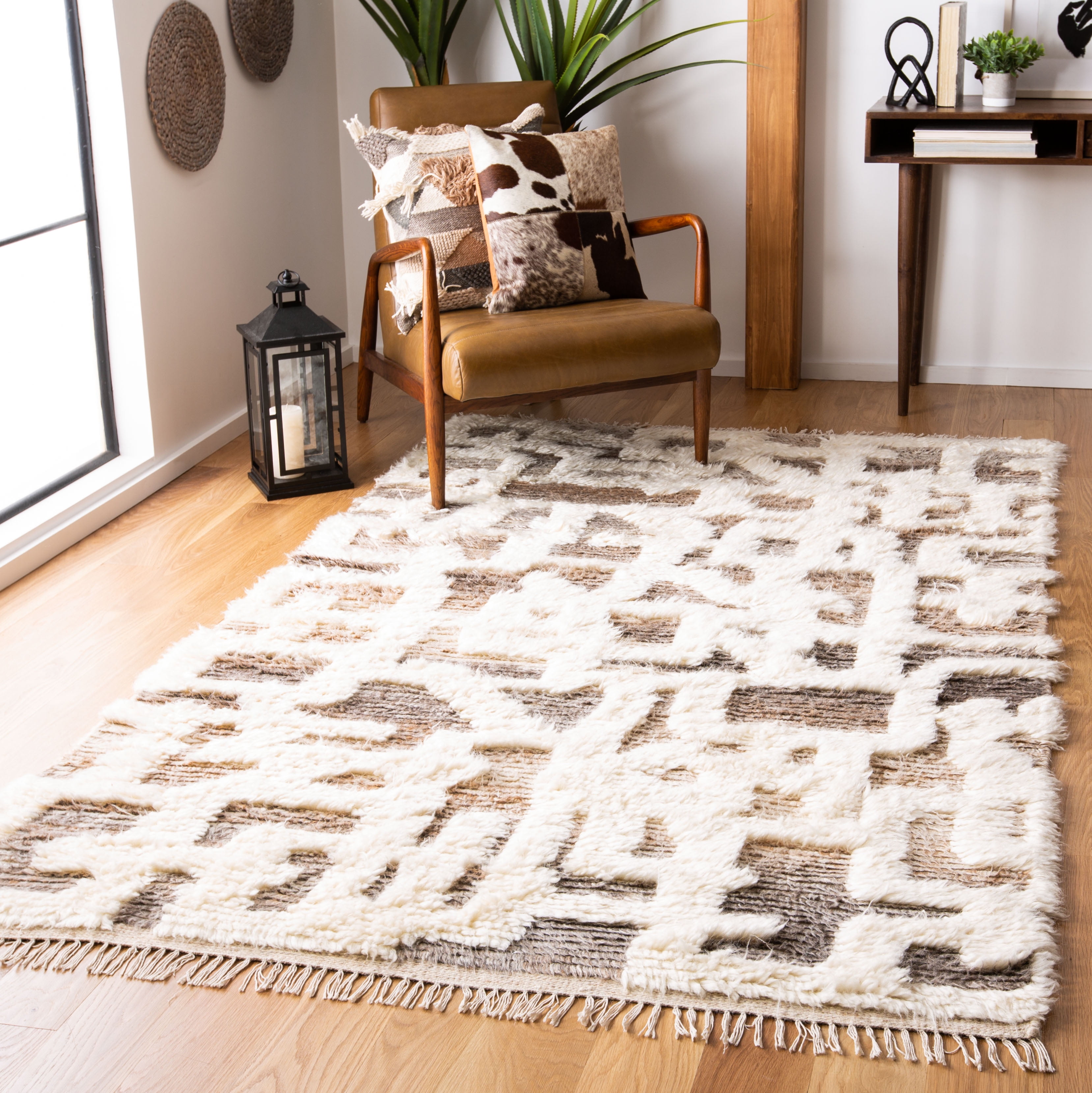 SAFAVIEH Manhattan Margaret Abstract Maze Area Rug, Ivory/Grey, 6' x 9'