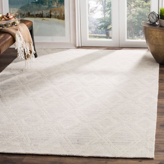 SAFAVIEH Marbella Alicia Geometric Diamonds Wool Area Rug, Silver/Ivory, 9' x 12'