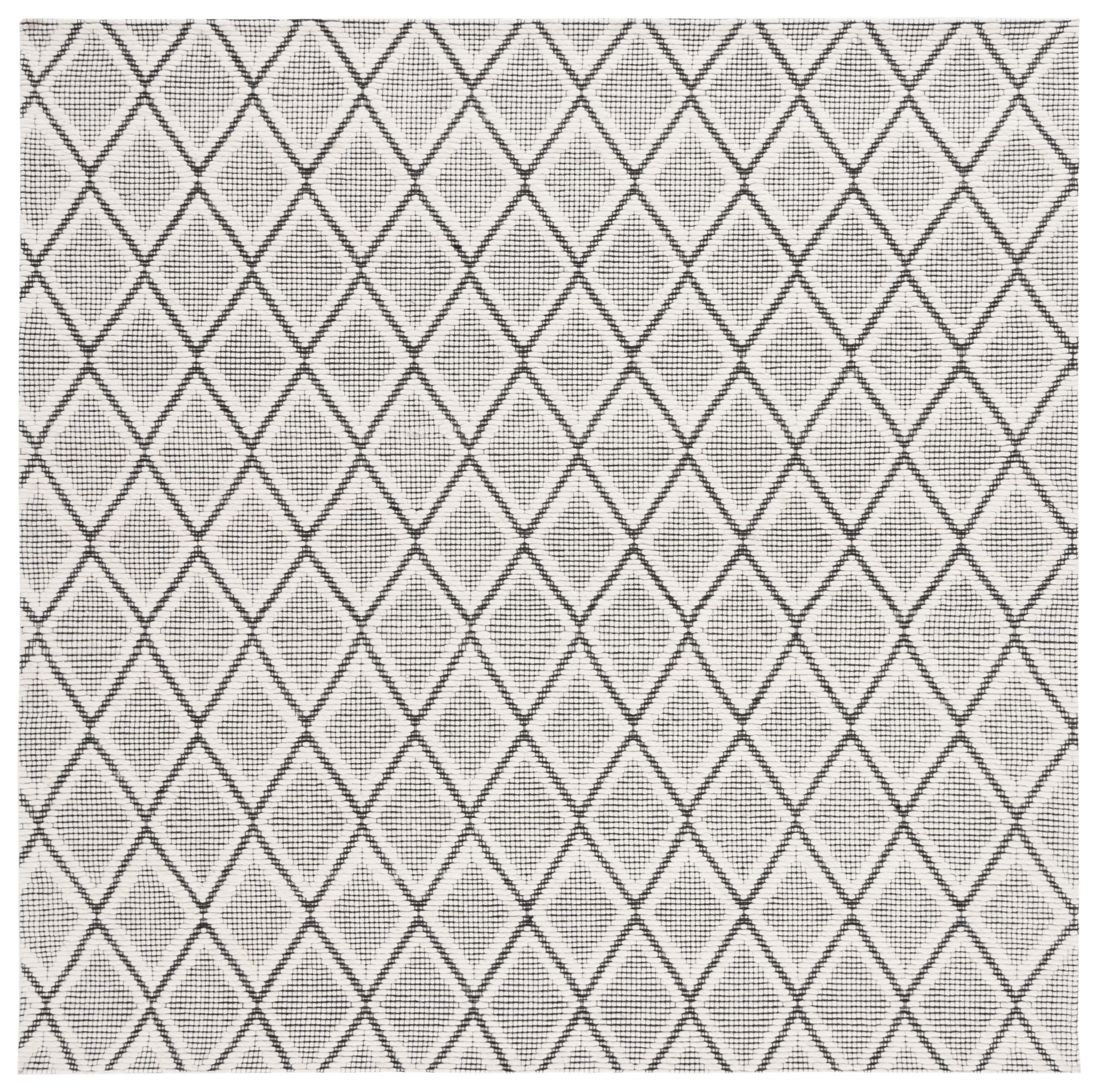 SAFAVIEH Marbella Aniyah Diamond Area Rug, Ivory/Black, 6' x 6' Square