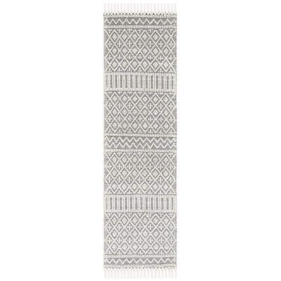 SAFAVIEH Marbella Byron Diamond Runner Rug, Ivory/Black, 2'3" x 8'