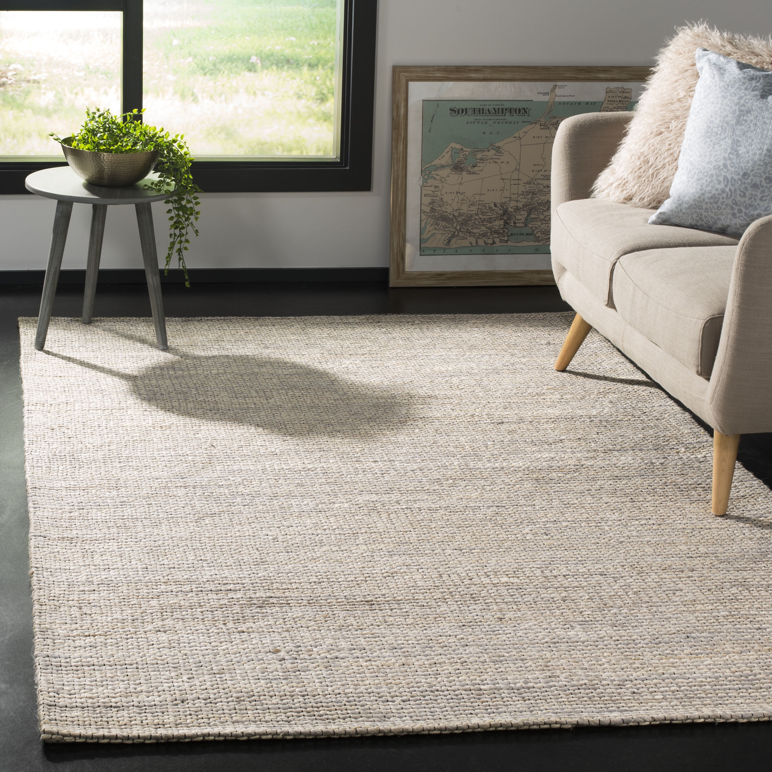 SAFAVIEH Marbella Christina Solid Area Rug, Light Grey, 6' x 6' Square