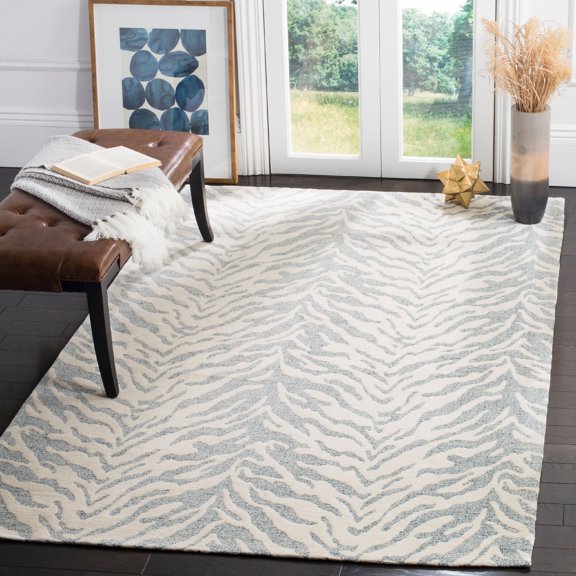 SAFAVIEH Marbella Daria Geometric Area Rug, Blue/Ivory, 8' x 10'
