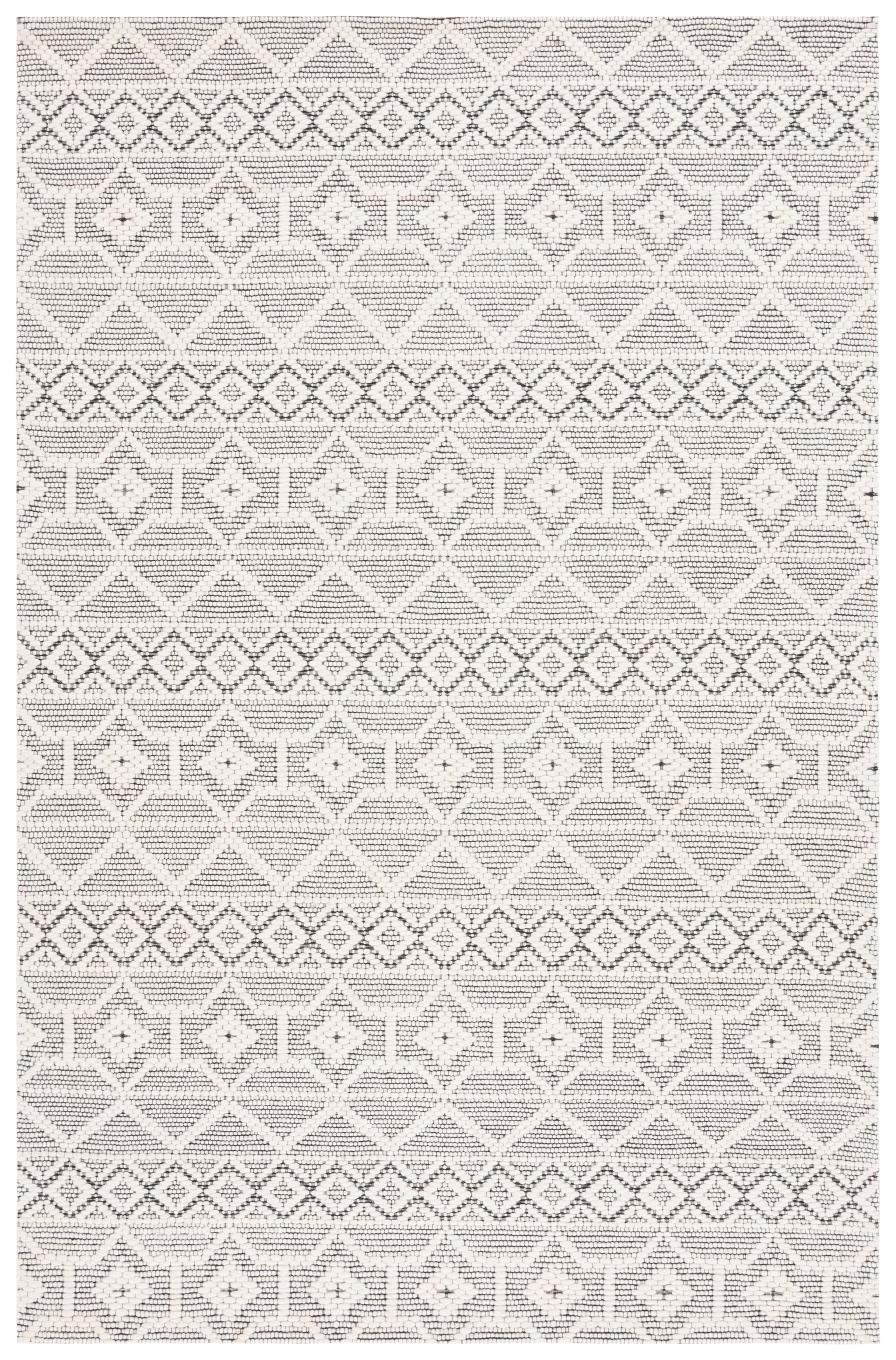 SAFAVIEH Marbella Freddy Southwestern Area Rug, Gray/Ivory, 6' x 9'