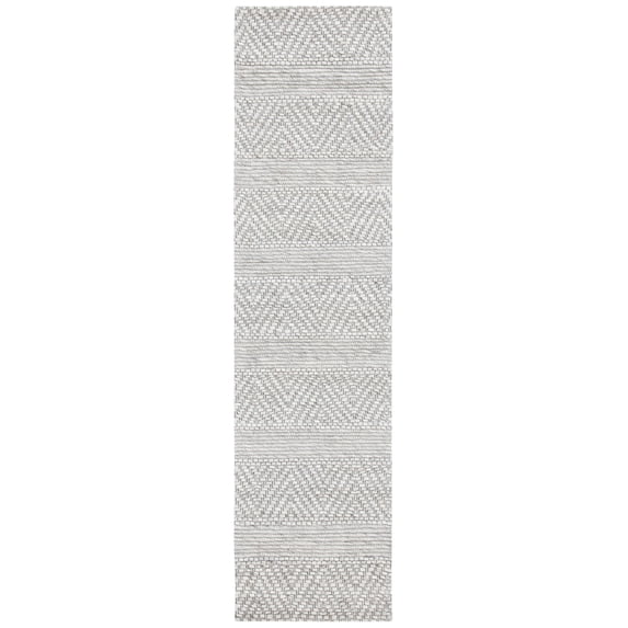 SAFAVIEH Marbella Keeleigh Diamond Runner Rug, Beige/Light Grey, 2'3" x 8'