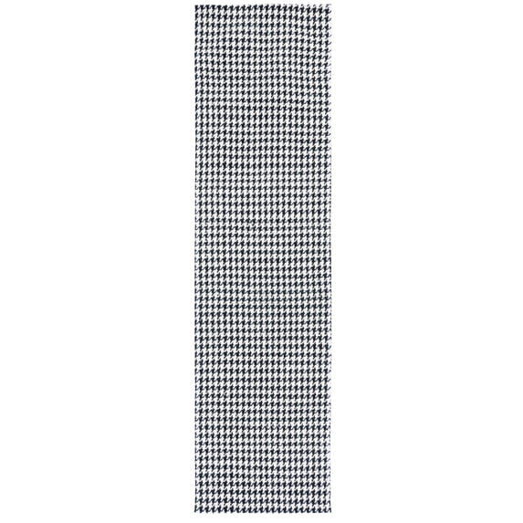 SAFAVIEH Marbella Kire Geometric Runner Rug, Black/Ivory, 2'3" x 7'