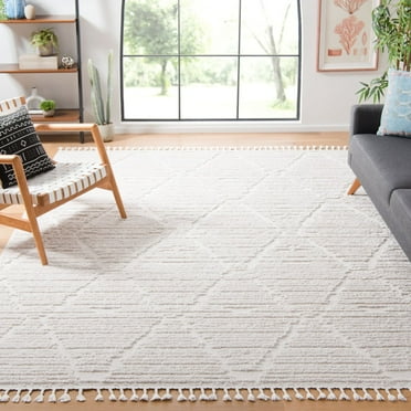 SAFAVIEH Marrakesh Naila Geometric Trellis Polyester Area Rug, Beige, 5'3" x 7'6"