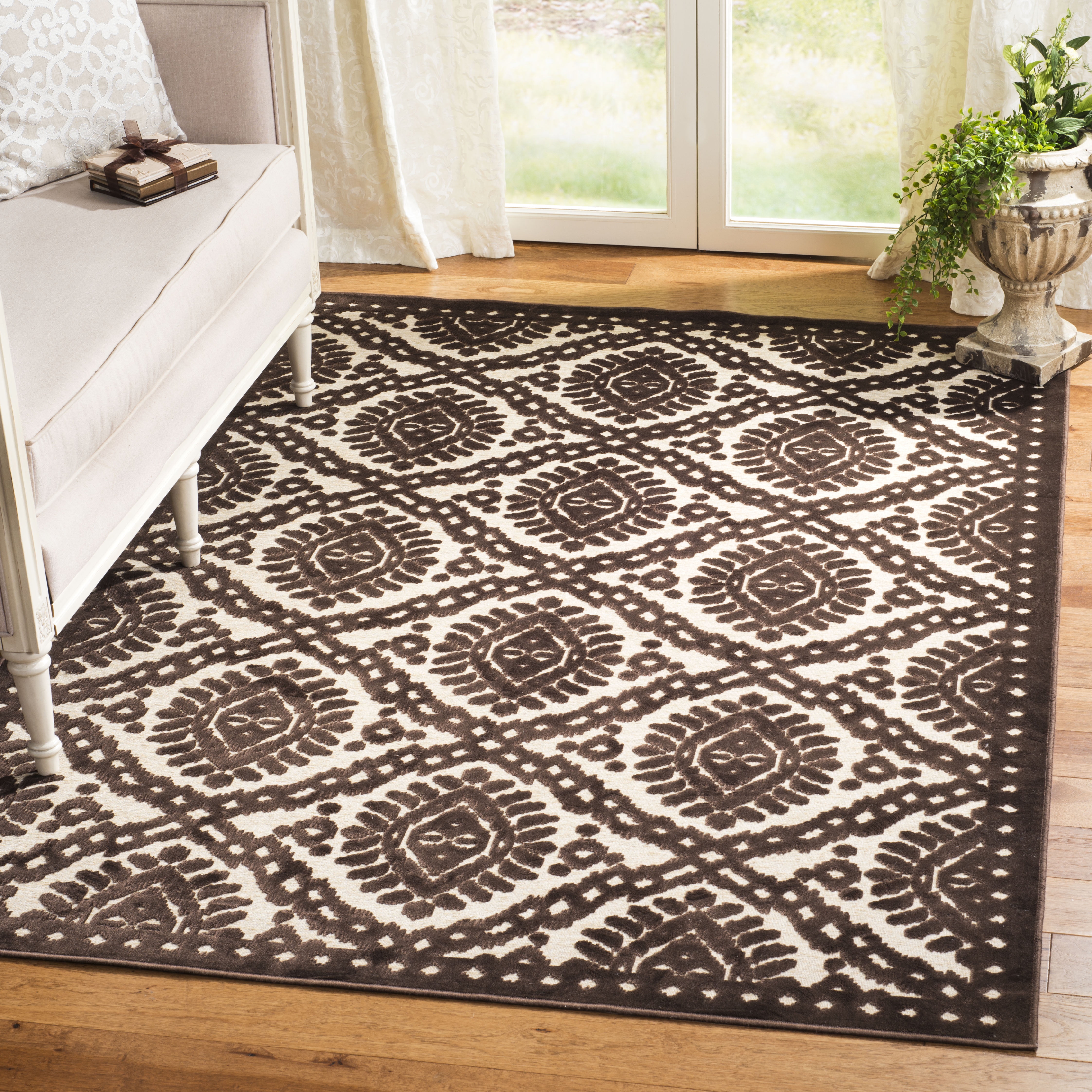 Handmade Tufted Brown Viscose 5' x 7' Rectangular Rug