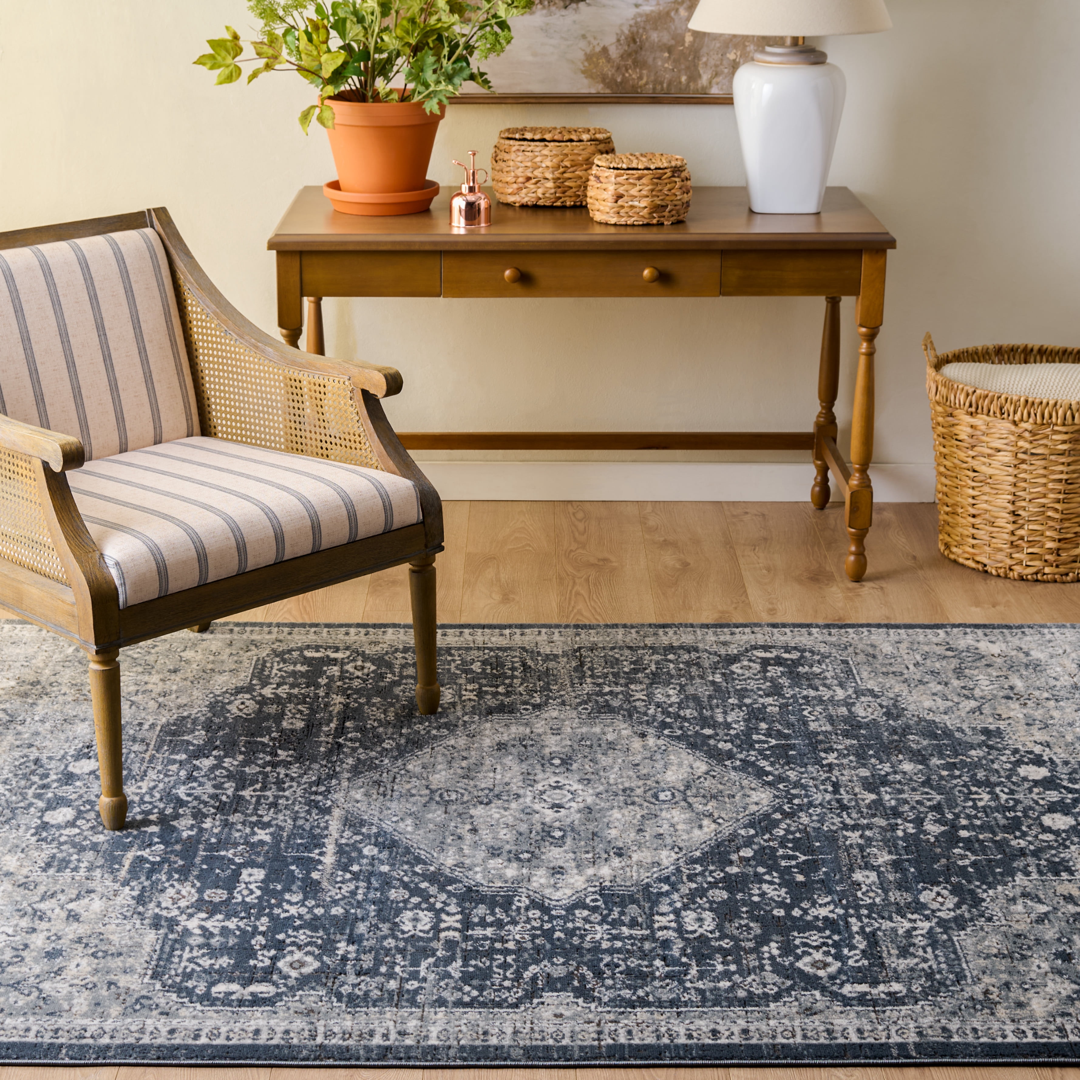 Safavieh Martha Stewart Prarie Oregon Area Rug, Navy/Ivory, 4' x 6'