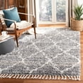 thumbnail image 1 of SAFAVIEH Melrose Giffard Geometric Quatrefoil Shag Area Rug, Grey/Ivory, 5'3" x 7'6", 1 of 8