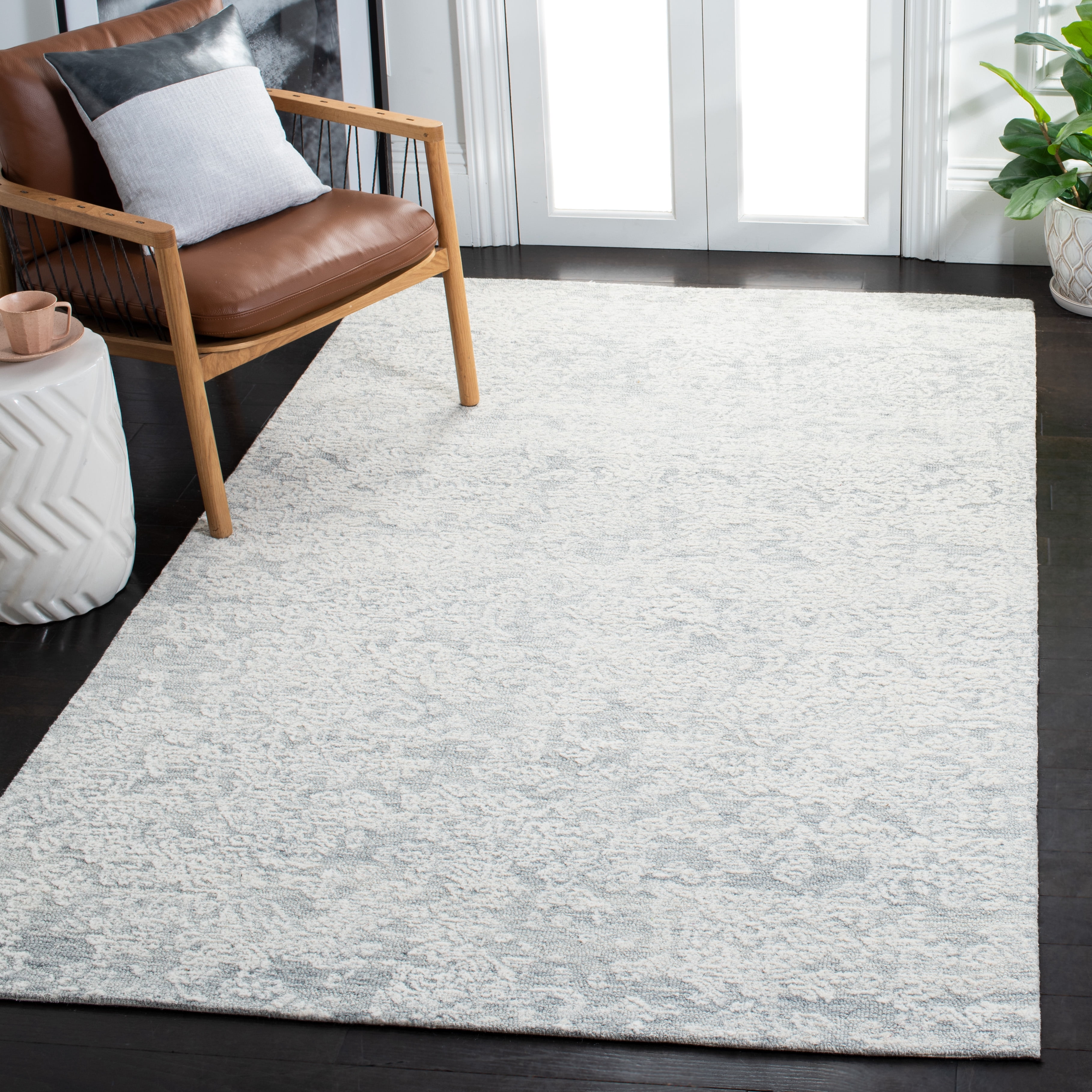 Safavieh Metro Darin Geometric Area Rug, Light Gray, 4' x 6'