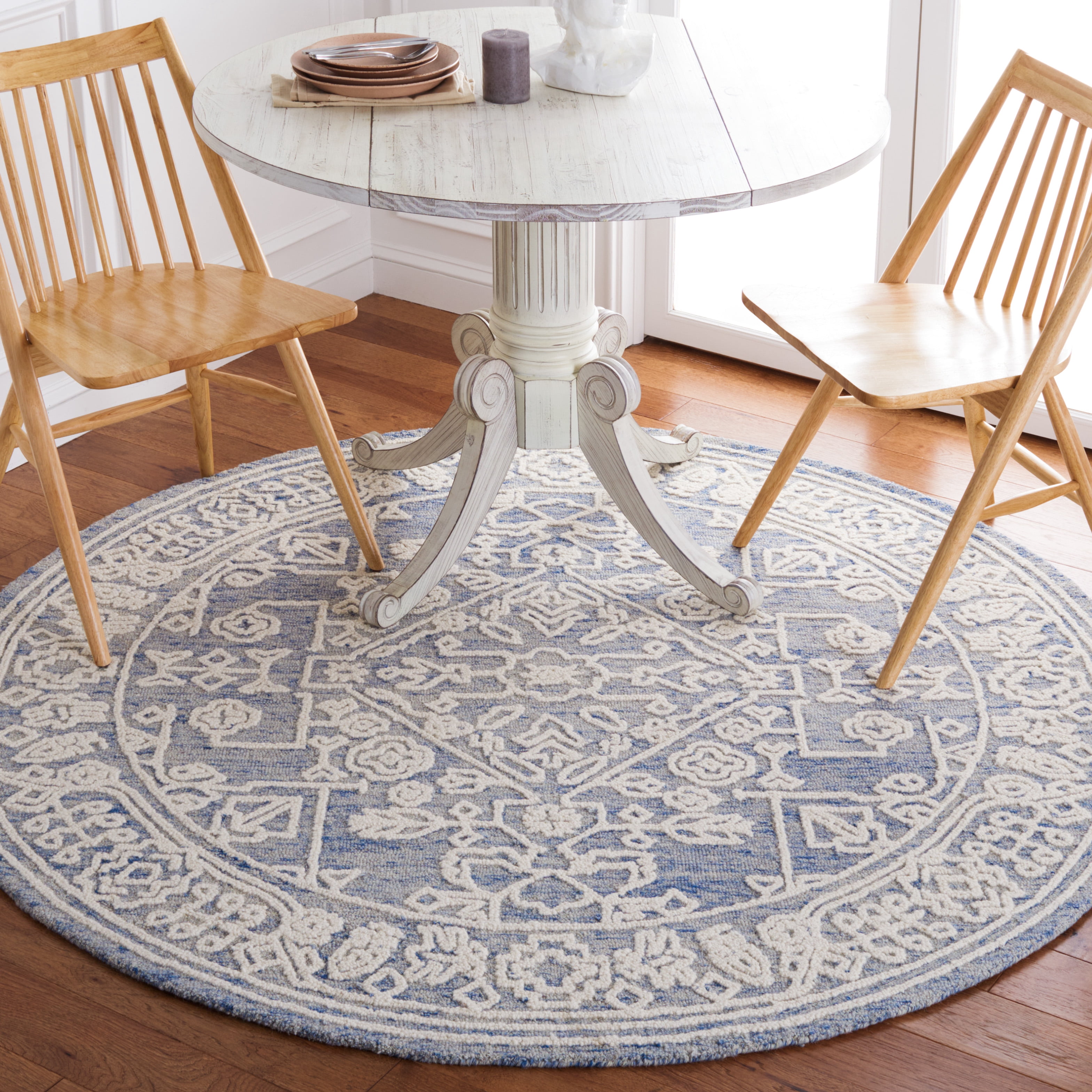 Safavieh Metro Heather Medallion Area Rug, Blue/Ivory, 6' x 6' Round