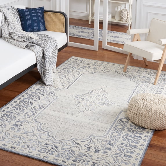 Safavieh Metro Helena Medallion Area Rug, Gray/Ivory, 5' x 8'
