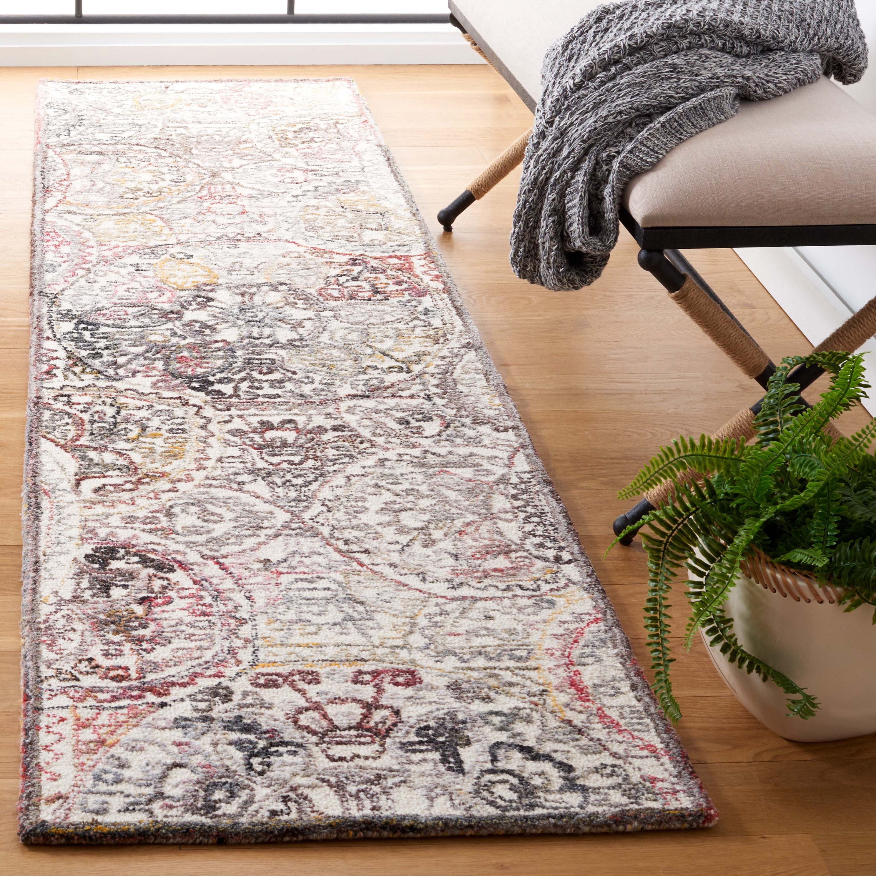 Safavieh Metro Luvina Medallion Runner Rug, Ivory/Red, 2'3" x 9'