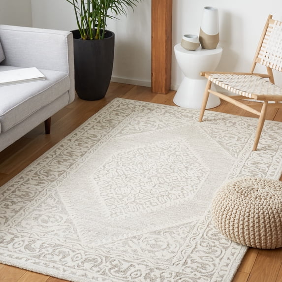 Safavieh Metro Madilyn Medallion Area Rug, Ivory/Gray, 5' x 8'