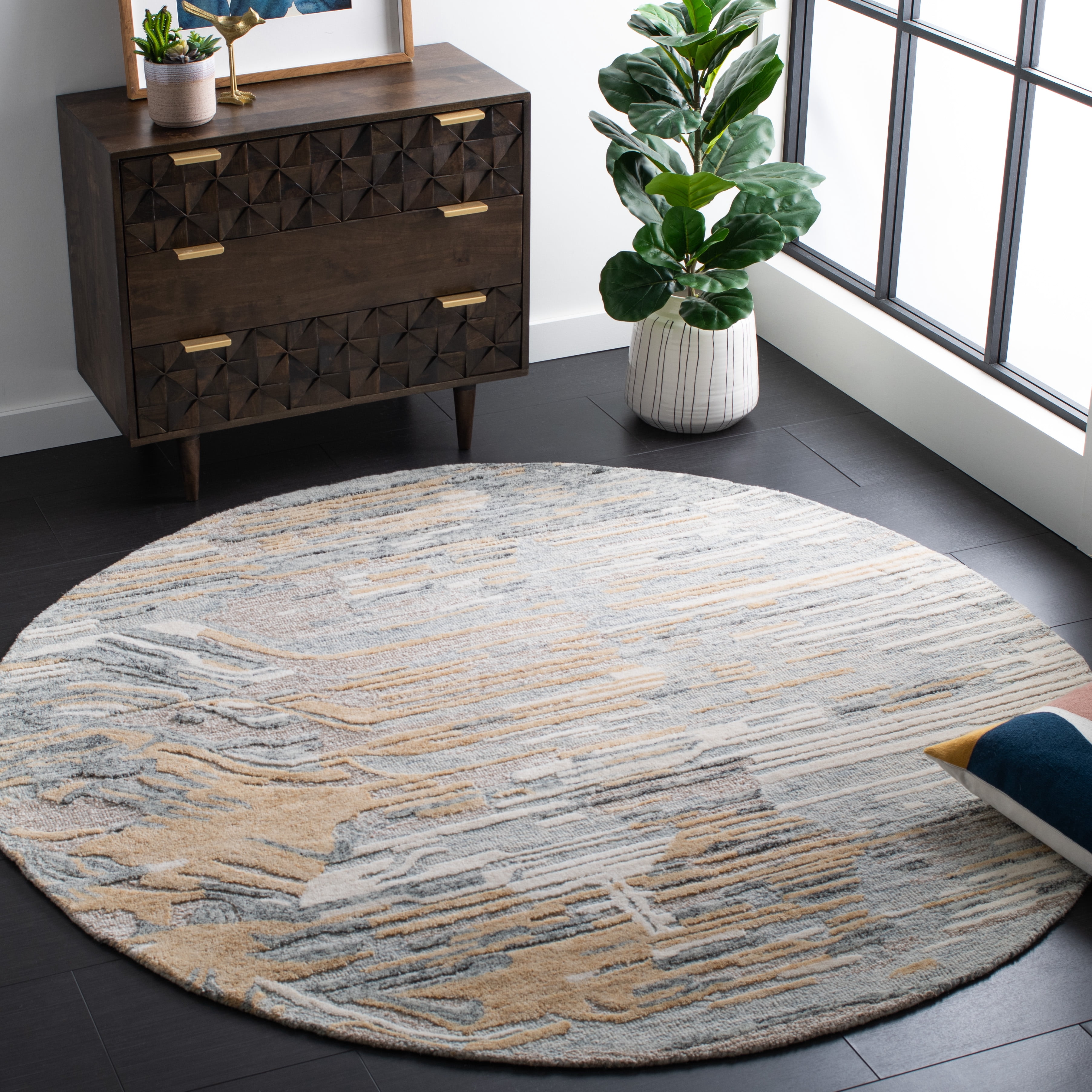 Safavieh Metro Mirjana Distressed Area Rug, Natural/Gold, 6' x 6' Round
