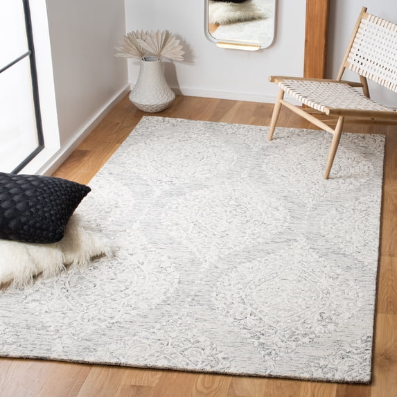 Safavieh Metro Quinton Medallion Area Rug, Gray/Ivory, 5' x 8'