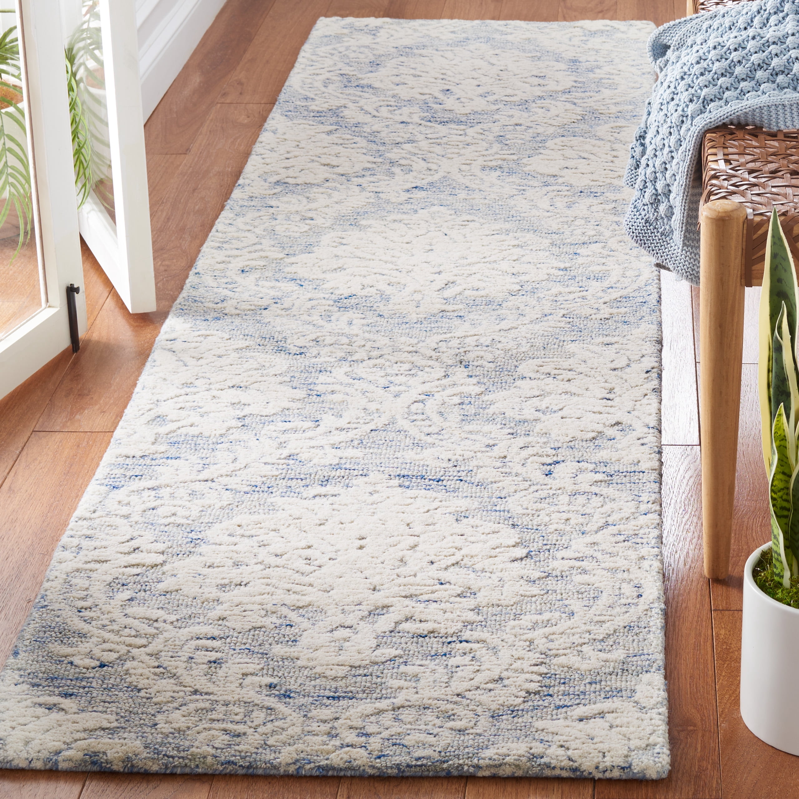 Safavieh Metro Rosalind Medallion Runner Rug, Blue/Ivory, 2'3" x 9'