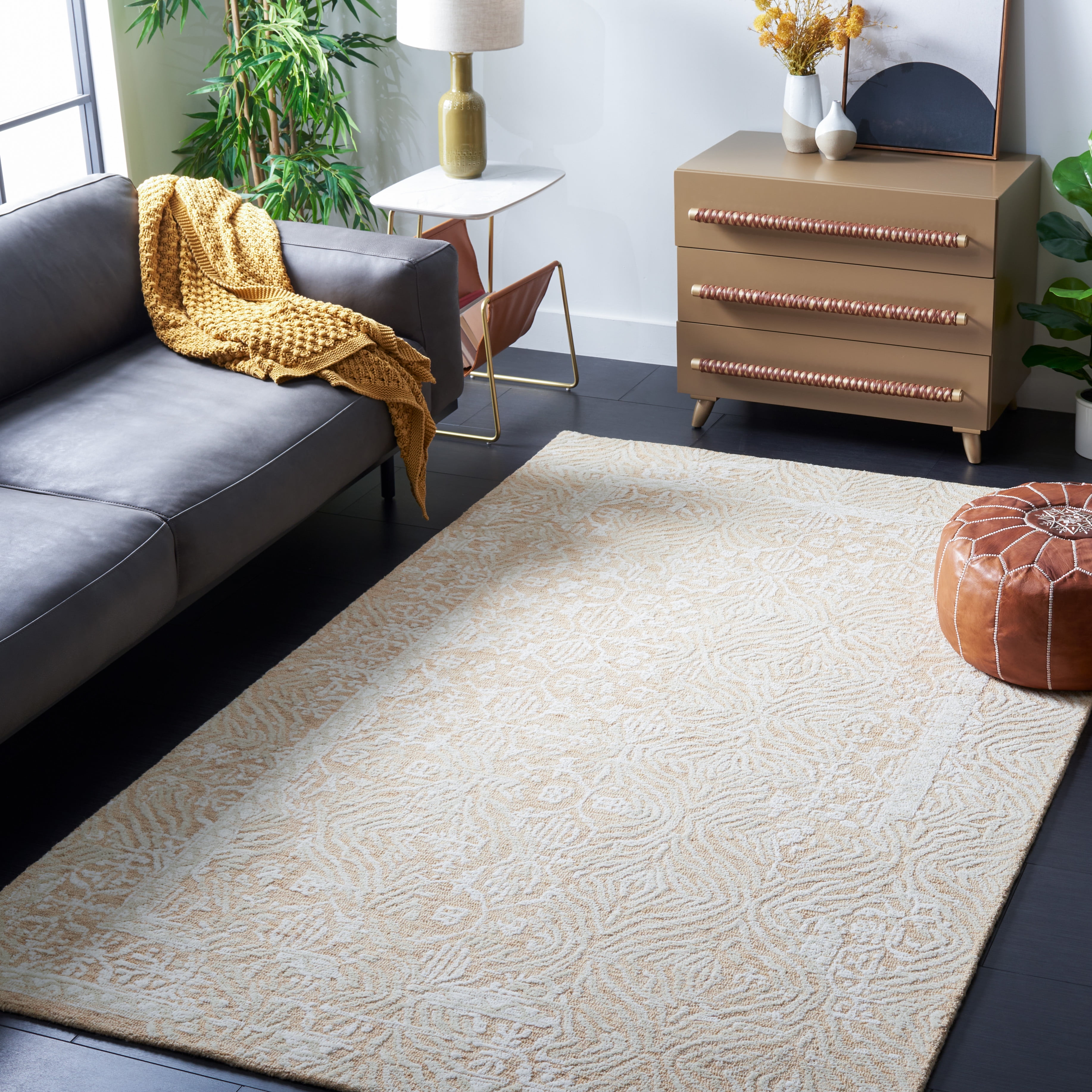Safavieh Metro Saranna Medallion Area Rug, Gold/Ivory, 3' x 5'