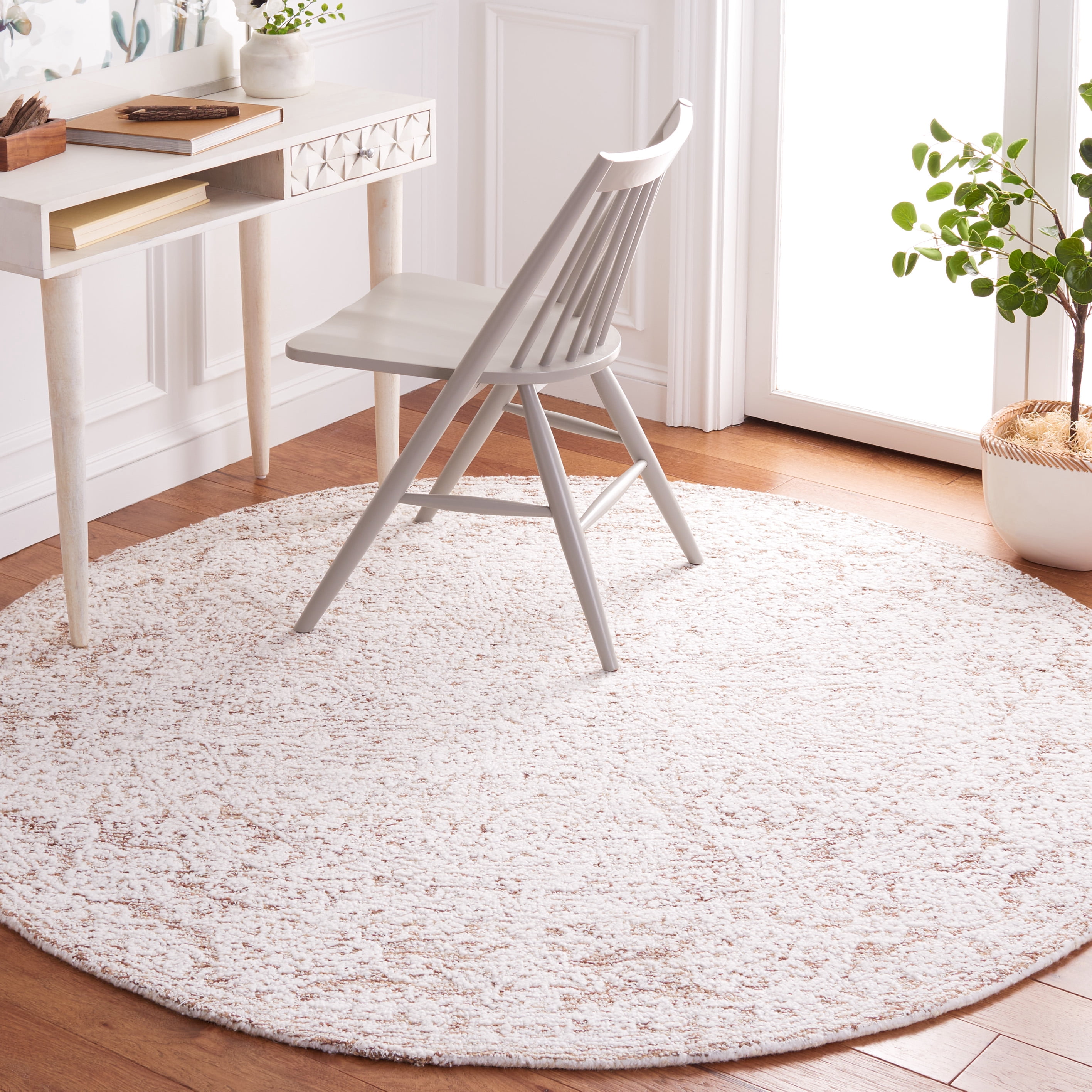 Safavieh Metro Smith Medallion Area Rug, Ivory/Beige, 6' x 6' Round