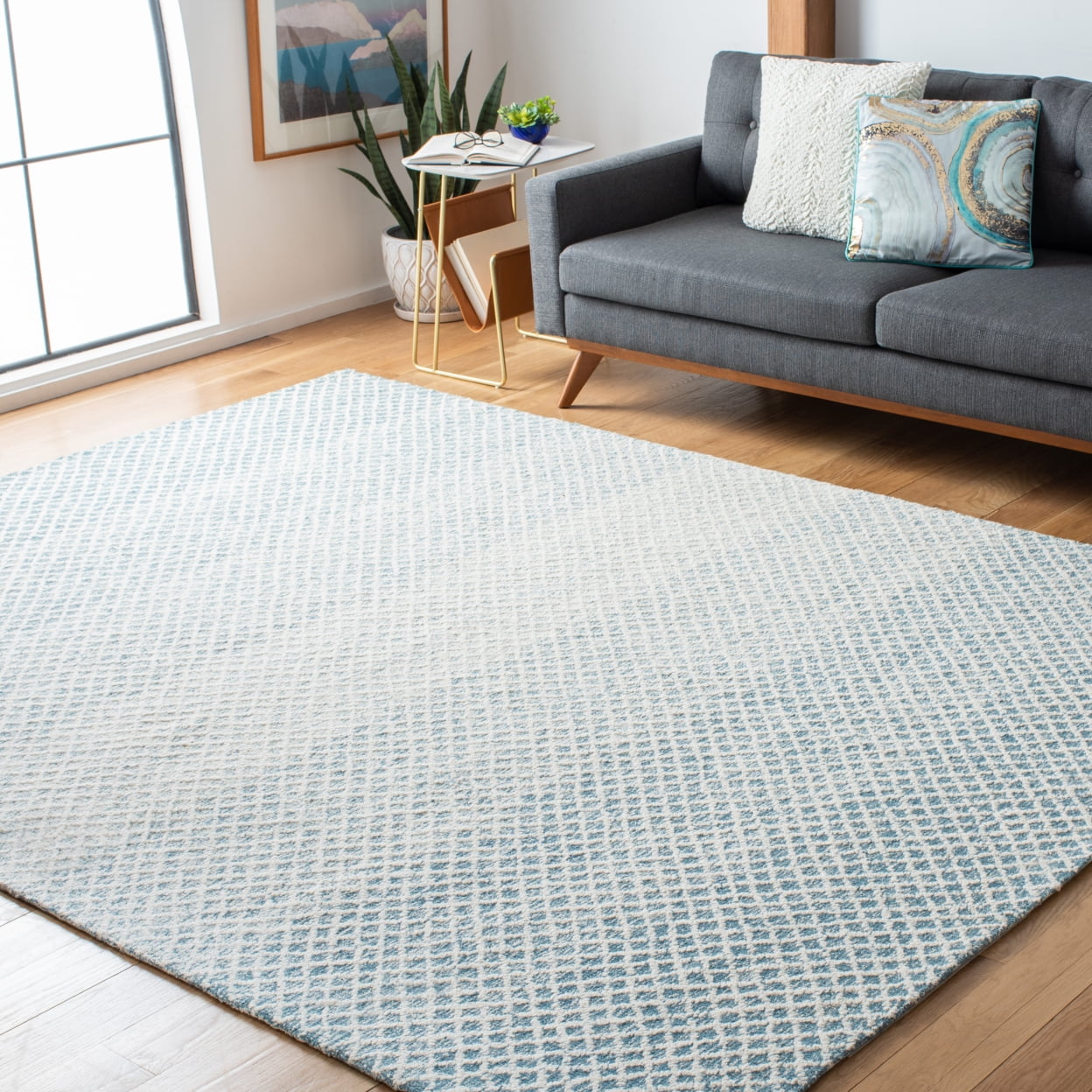 SAFAVIEH Micro-Loop Arnold Diamond Area Rug, Blue/Ivory, 4' x 6'