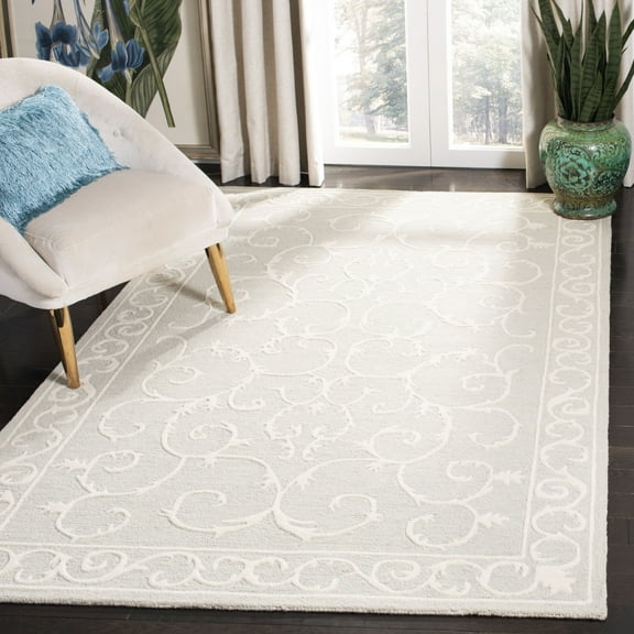 SAFAVIEH Micro-Loop Asteria Floral Bordered Wool Area Rug, Light Grey/Ivory, 5' x 5' Square