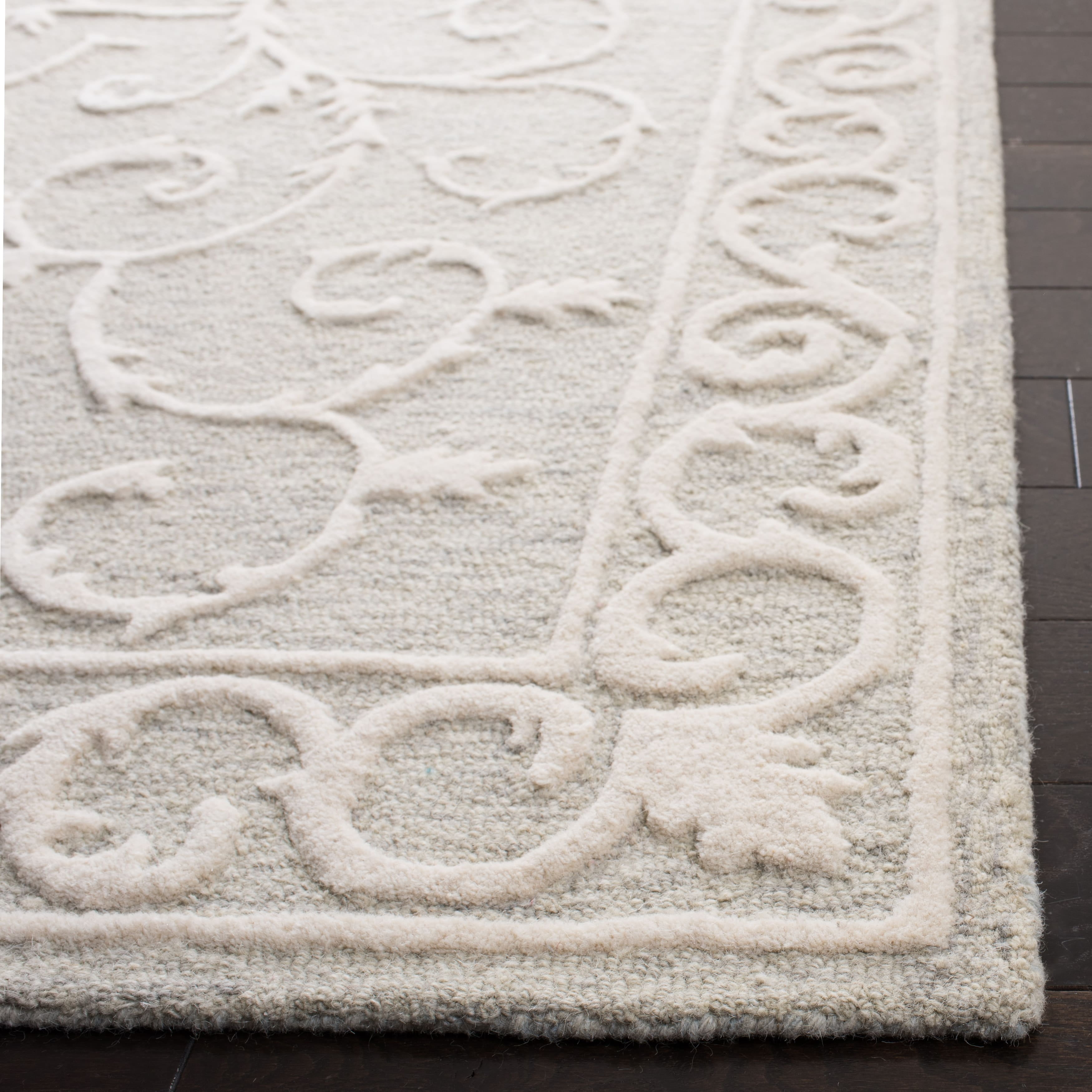 SAFAVIEH Micro-Loop Asteria Floral Bordered Wool Runner Rug, Light Grey/Ivory, 2'3" x 7'