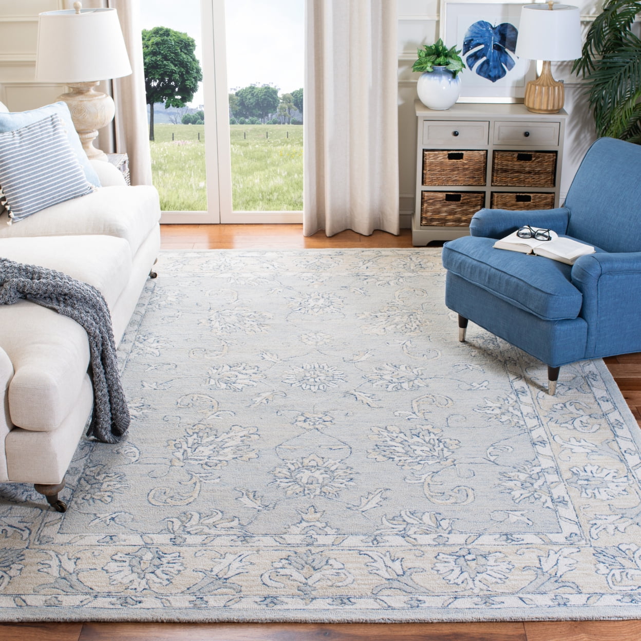 SAFAVIEH Micro-Loop Calista Floral Bordered Wool Area Rug, Blue/Beige, 4' x 6'