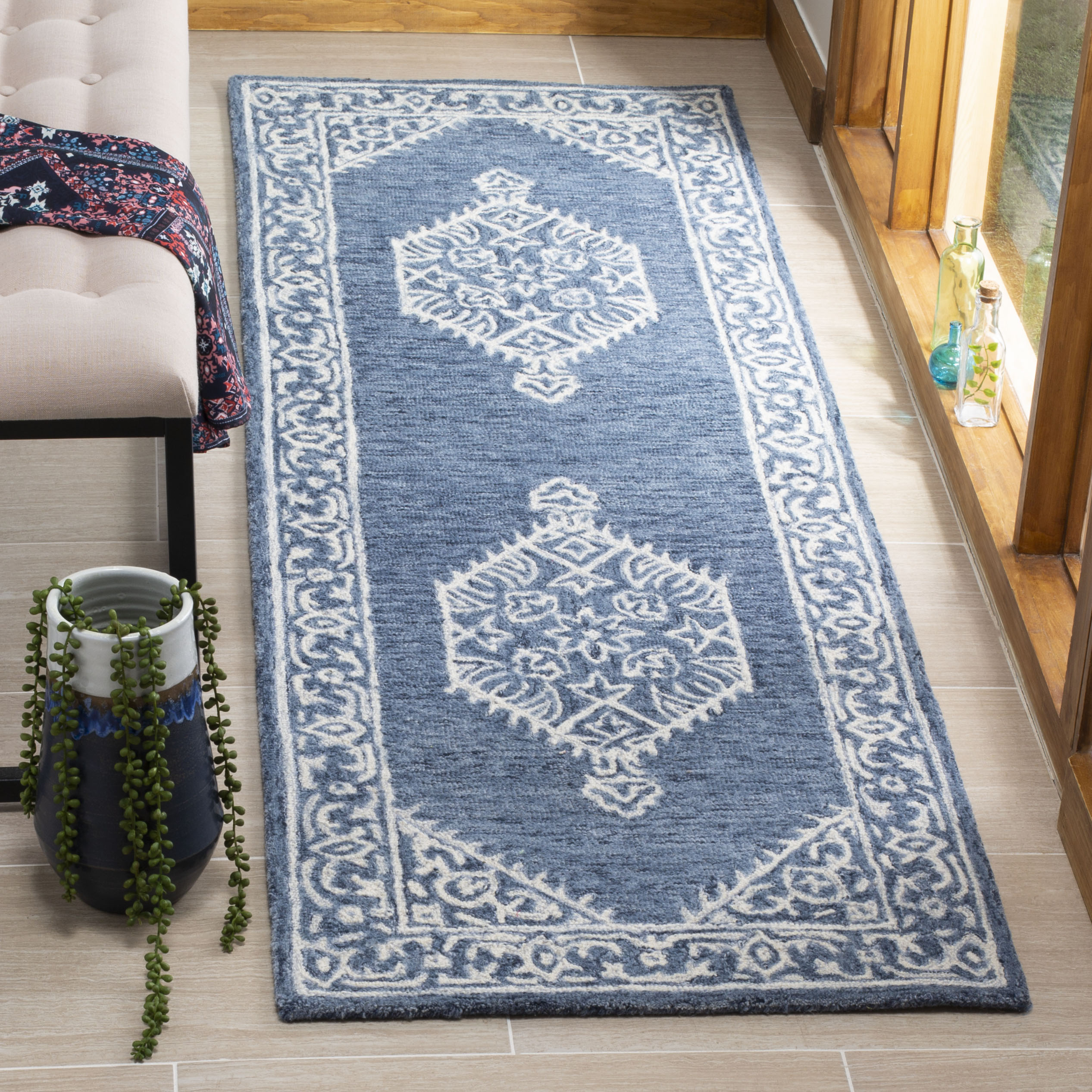 SAFAVIEH Micro-Loop Esmond Floral Bordered Runner Rug, Blue/Ivory, 2'3" x 7'