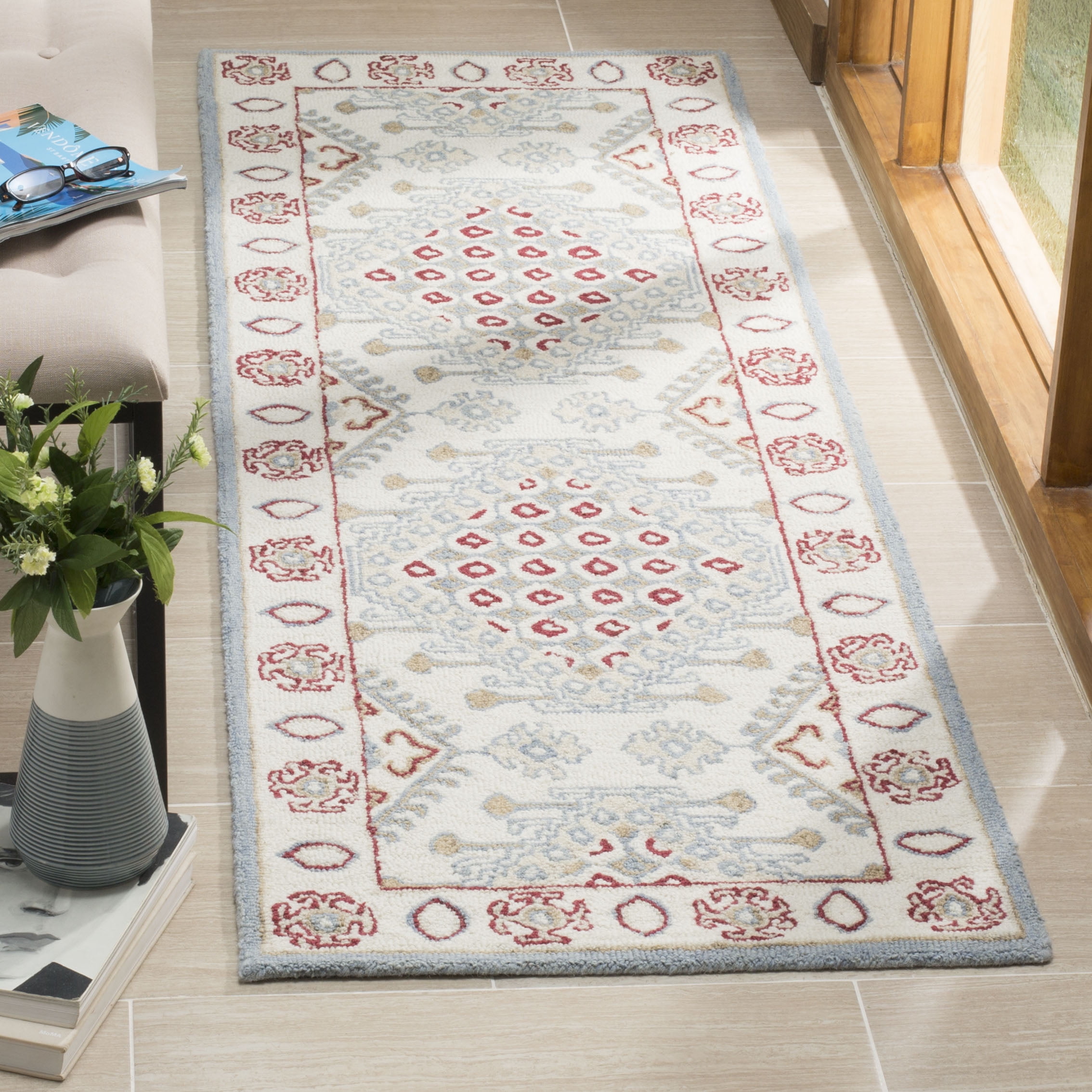 SAFAVIEH Micro-Loop Jolene Geometric Wool Runner Rug, Ivory/Red, 2'3" x 7'