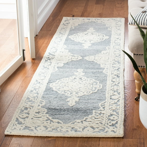 Safavieh Micro-Loop Antonio Medallion Runner Rug, Light Blue/Ivory, 2'3" x 8'