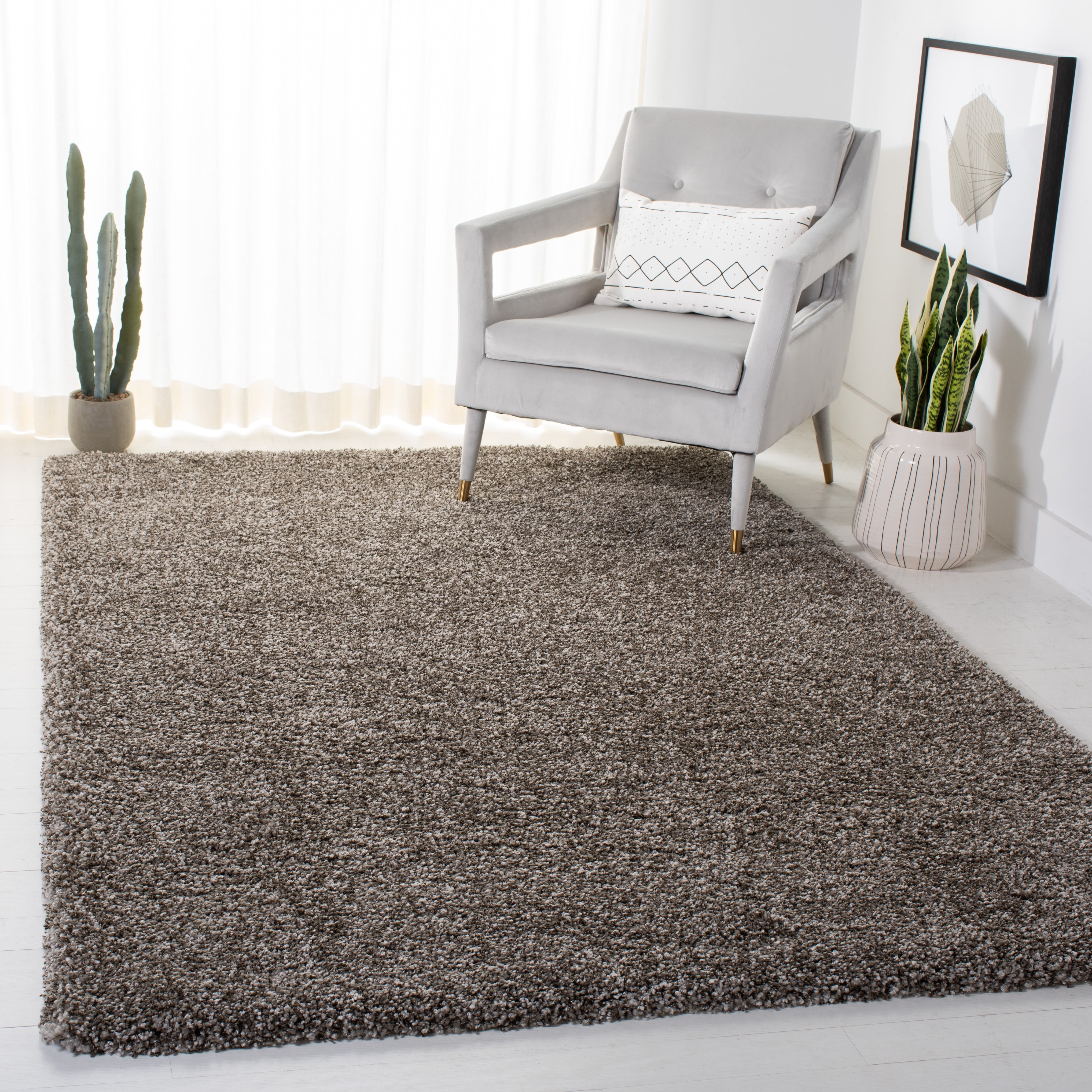 SAFAVIEH Milan Harlow Solid Plush Shag Area Rug, Grey, 3' x 5' - Modern Design, Grey, Non-Shedding & Easy Cleaning, Ultra Plush Thick Pile, Ideal for Living Room, Bedroom, Entryway
