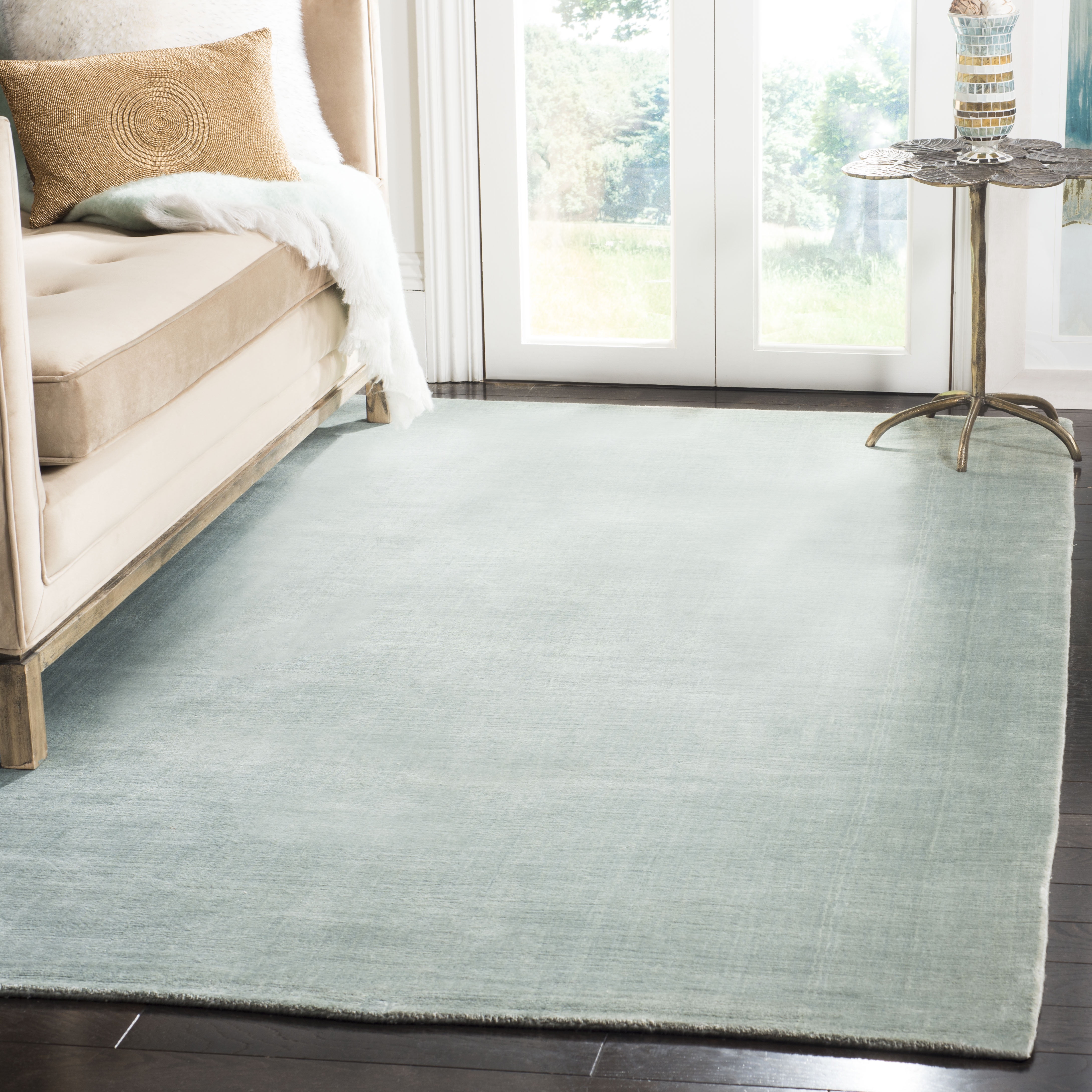 Villa Blue Hand-Knotted Wool and Viscose Area Rug