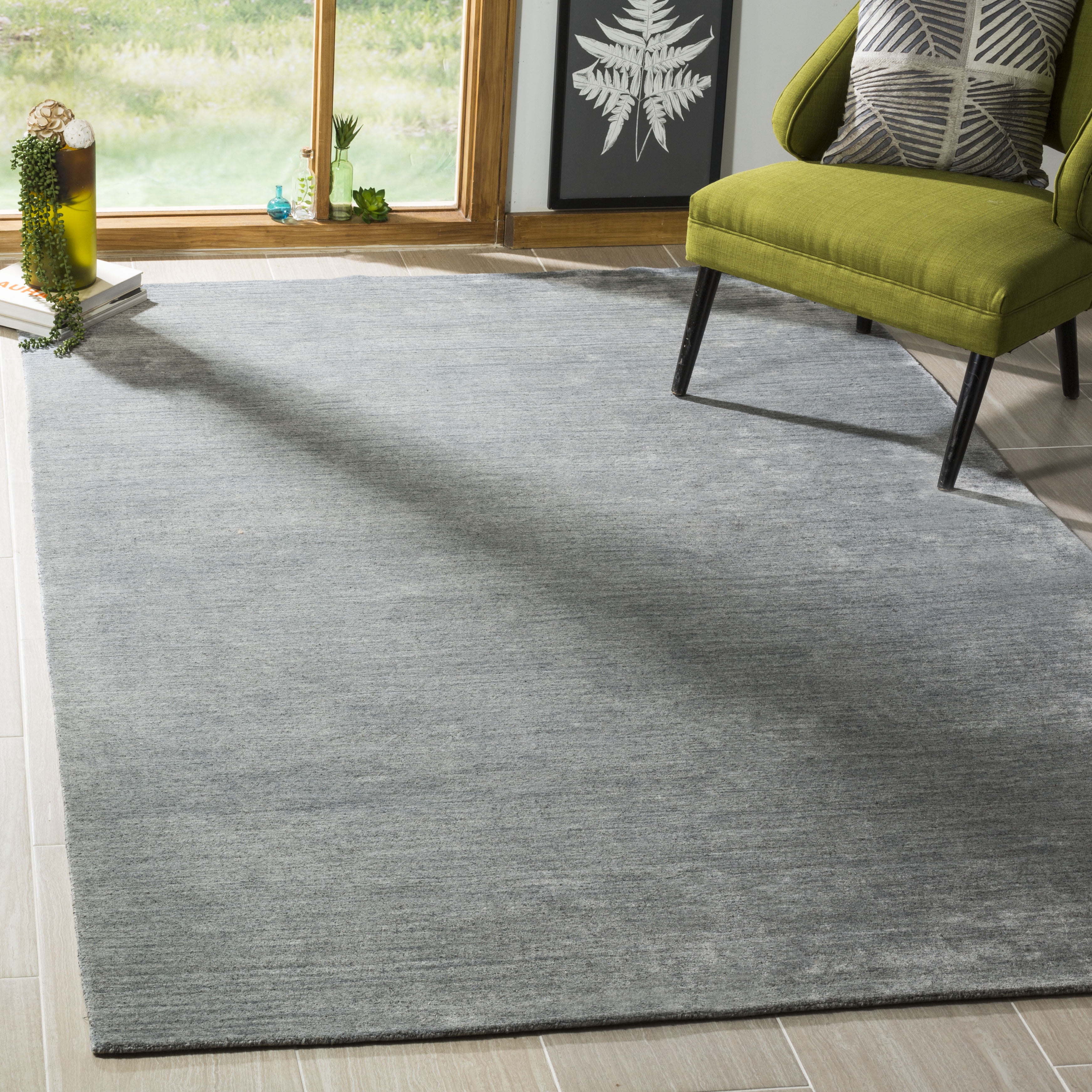 Handmade Dark Grey Wool and Viscose 6' x 9' Area Rug