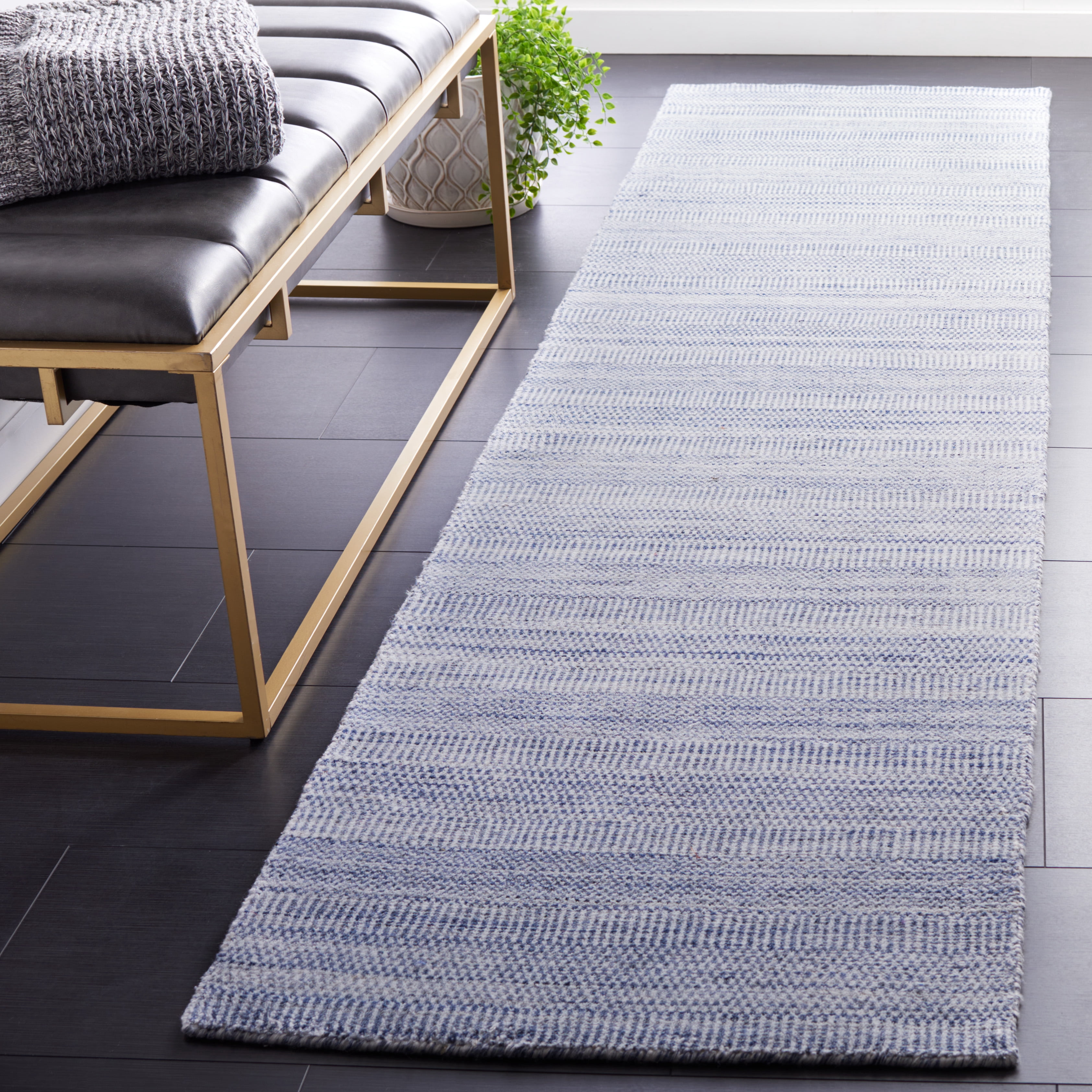 Safavieh Mirage Handan Distressed Polyester Runner Rug, Blue/Ivory, 2'3" x 9'