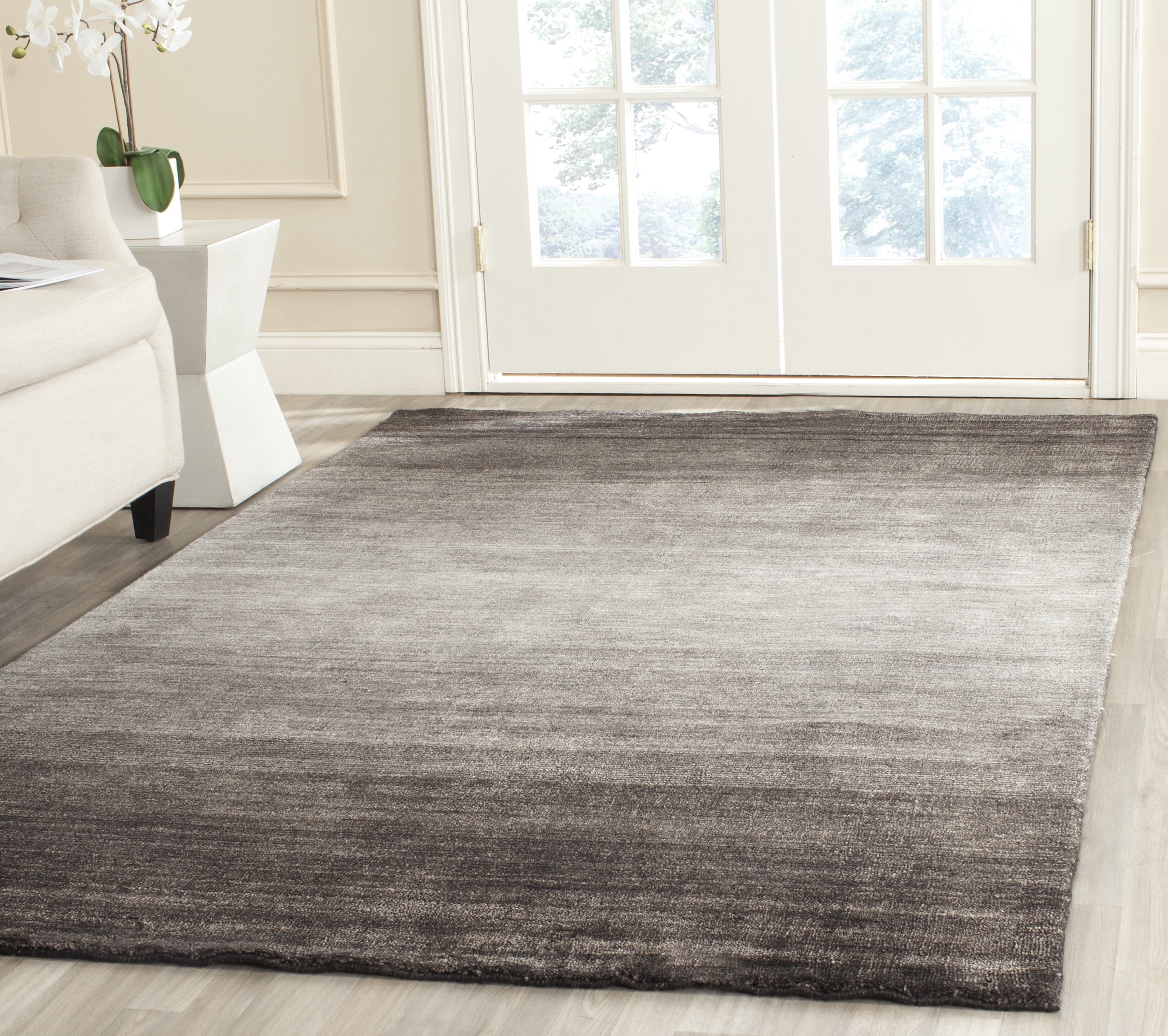 Safavieh Mirage Jacinth Distressed Area Rug, Black, 10' x 14'