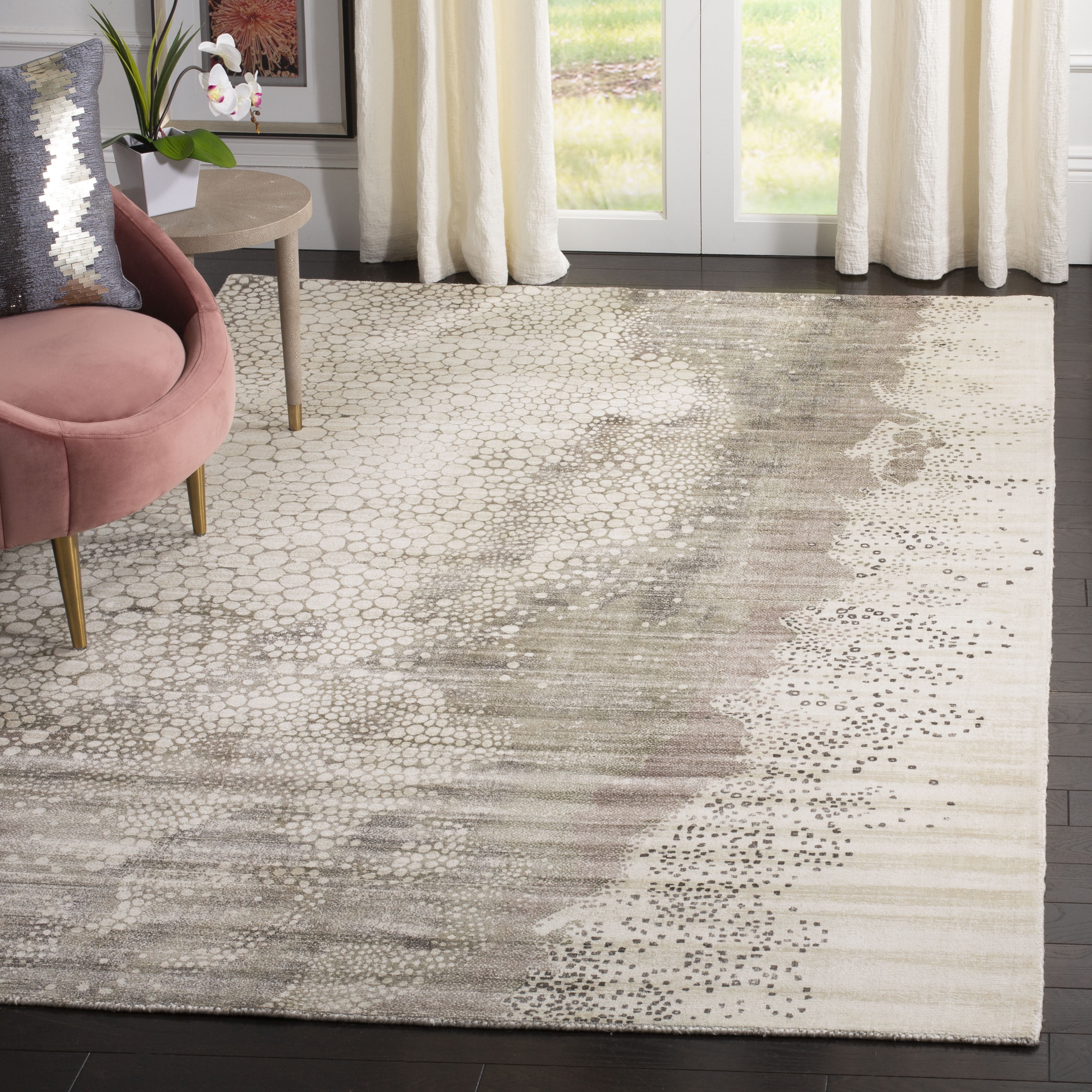 Safavieh Mirage Marilou Abstract Area Rug, Beige, 6' x 9'