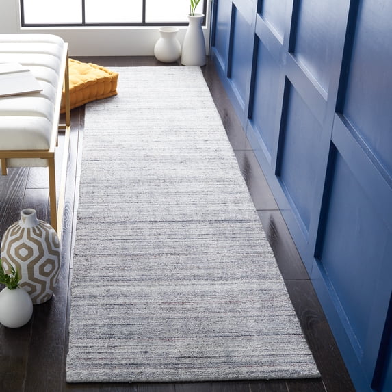 Safavieh Mirage Weldon Distressed Runner Rug, Light Gray, 2'3" x 9'