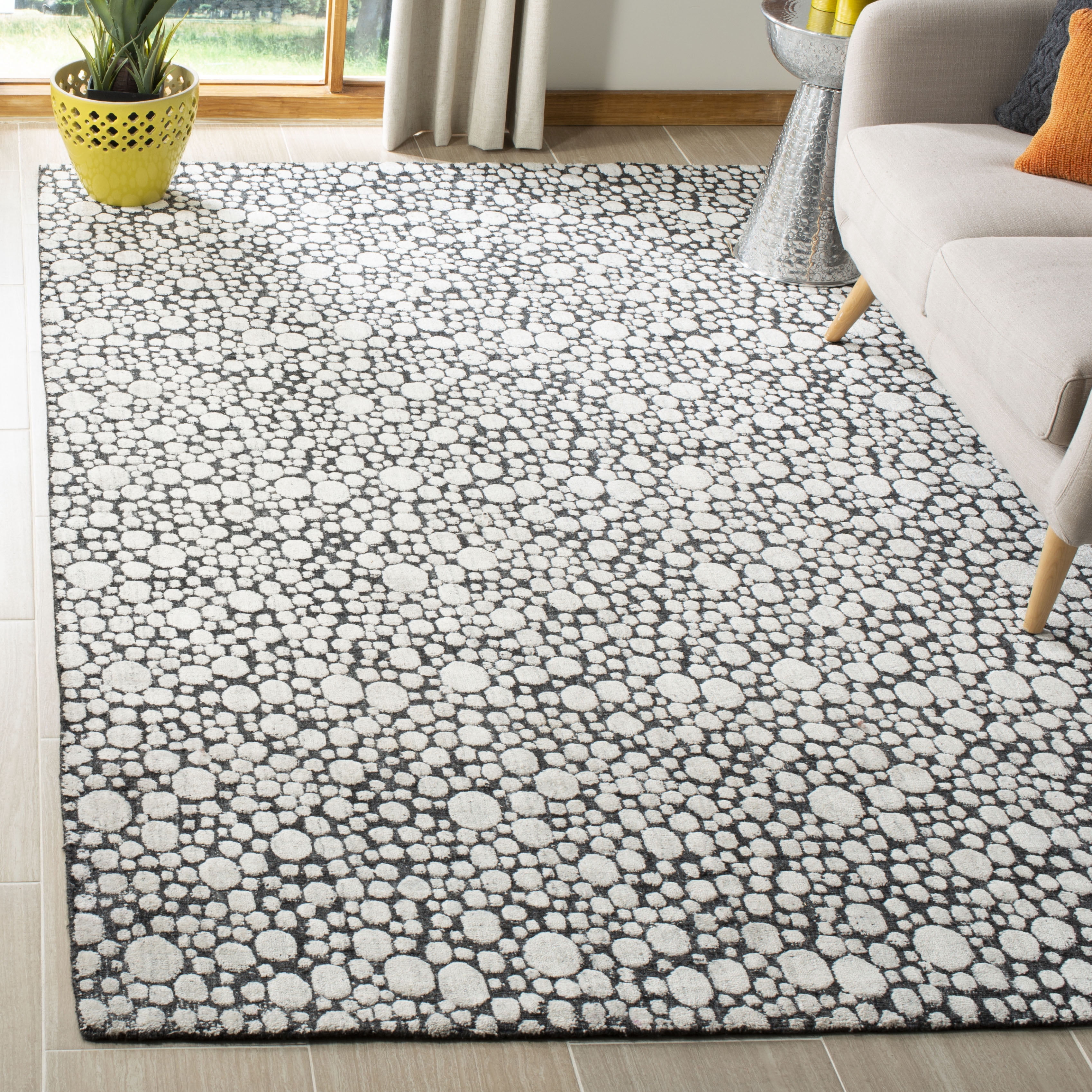 Safavieh Mirage Xanthia Geometric Area Rug, Charcoal/Cream, 8' x 10'