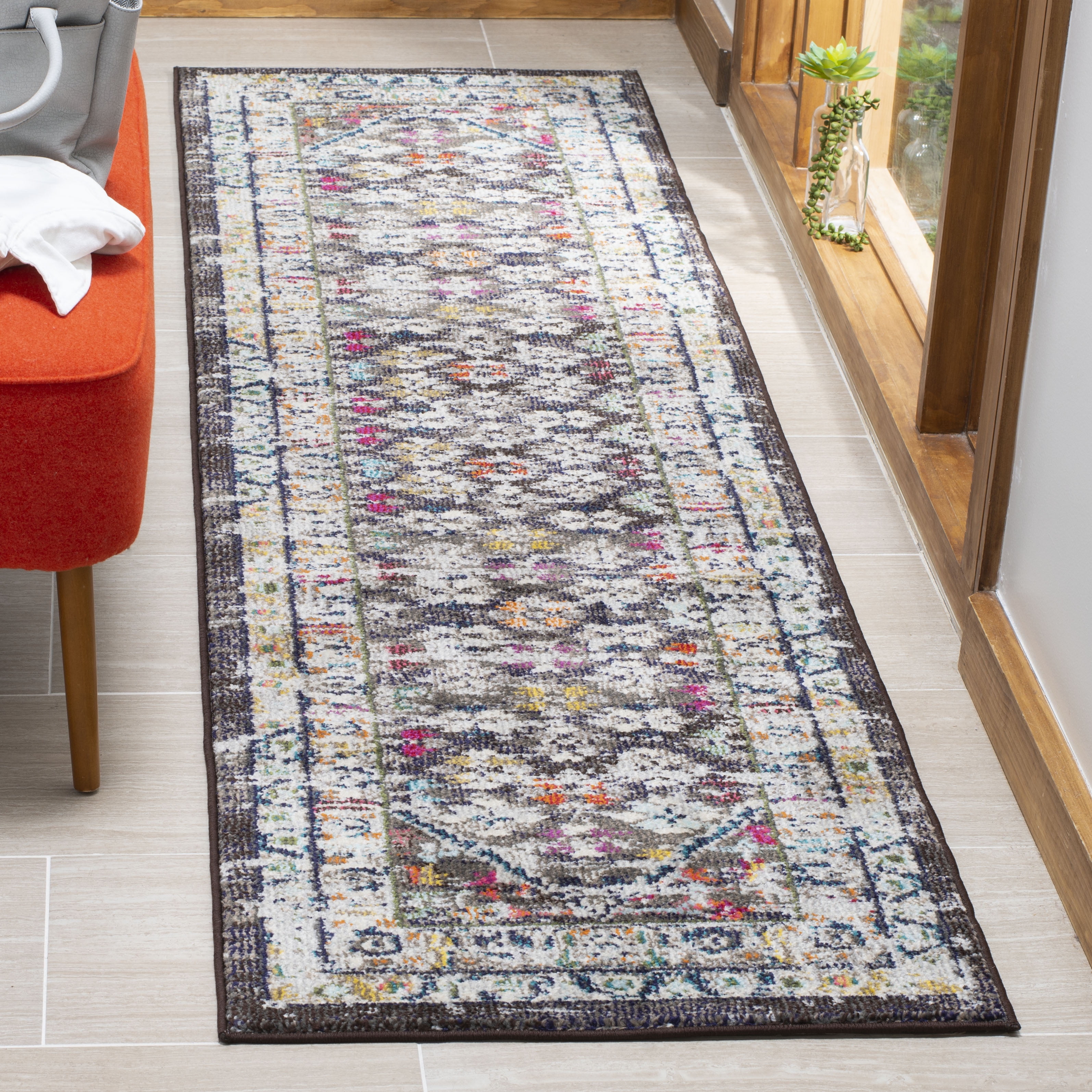 Reversible Gray 26" Synthetic Spot-Resistant Accent Rug